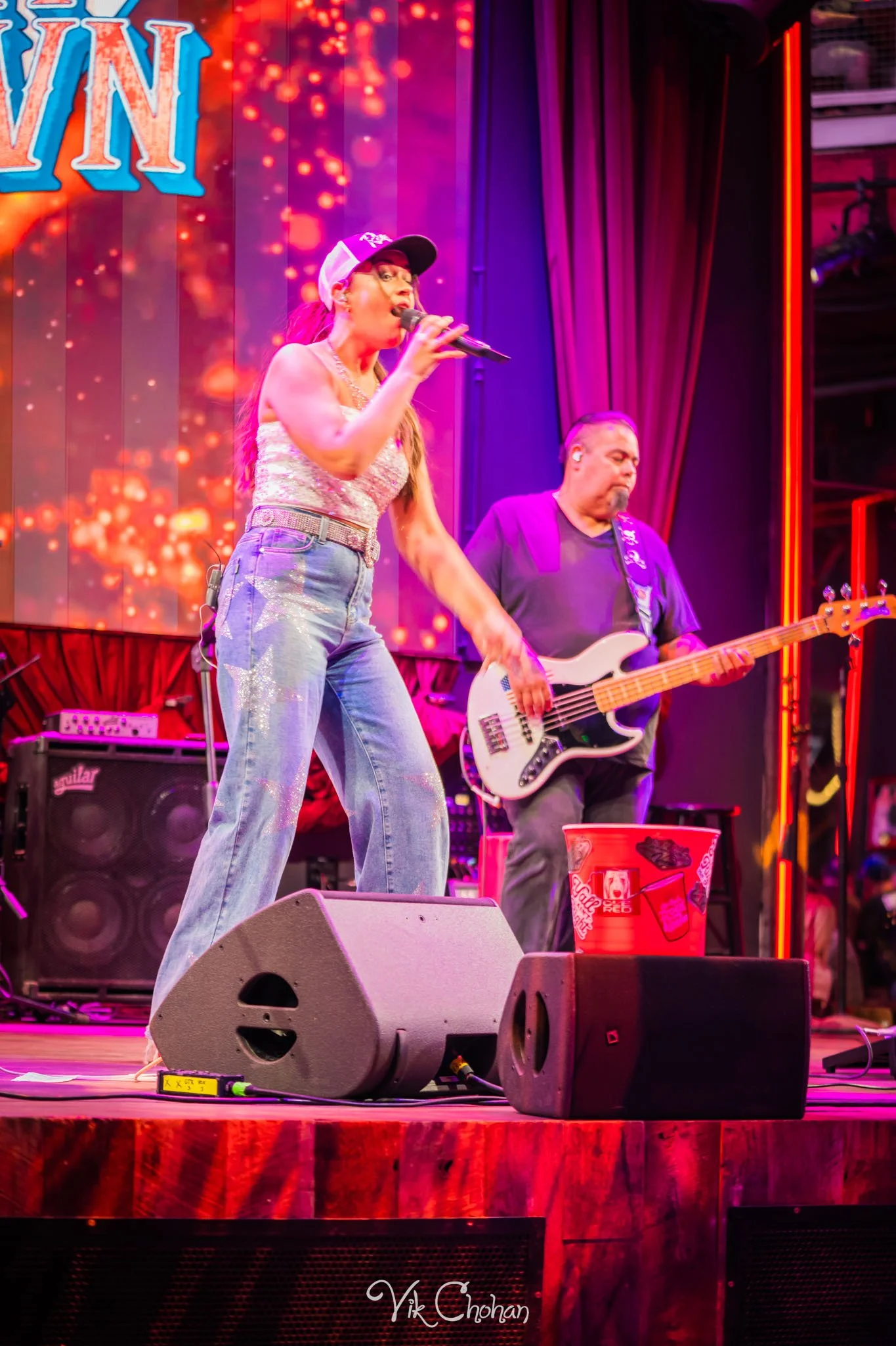 2026-10-08-Kristen-Brown-Performing-at-Ole-Red-Blake-Shelton-oct-8th-2026-Vik-Chohan-Photography-Social-Media-037.jpg