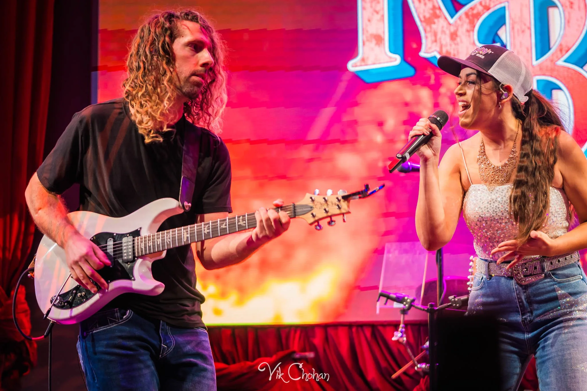 2026-10-08-Kristen-Brown-Performing-at-Ole-Red-Blake-Shelton-oct-8th-2026-Vik-Chohan-Photography-Social-Media-063.jpg