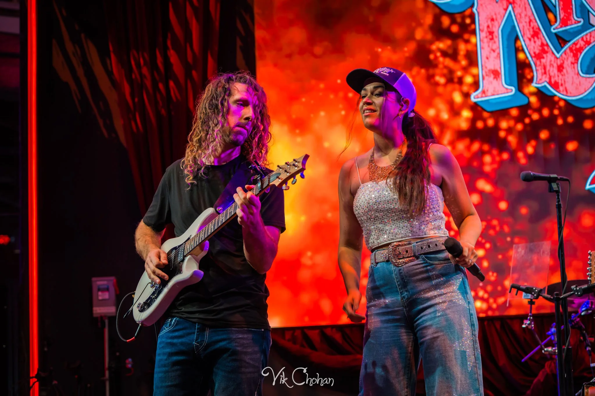 2026-10-08-Kristen-Brown-Performing-at-Ole-Red-Blake-Shelton-oct-8th-2026-Vik-Chohan-Photography-Social-Media-072.jpg