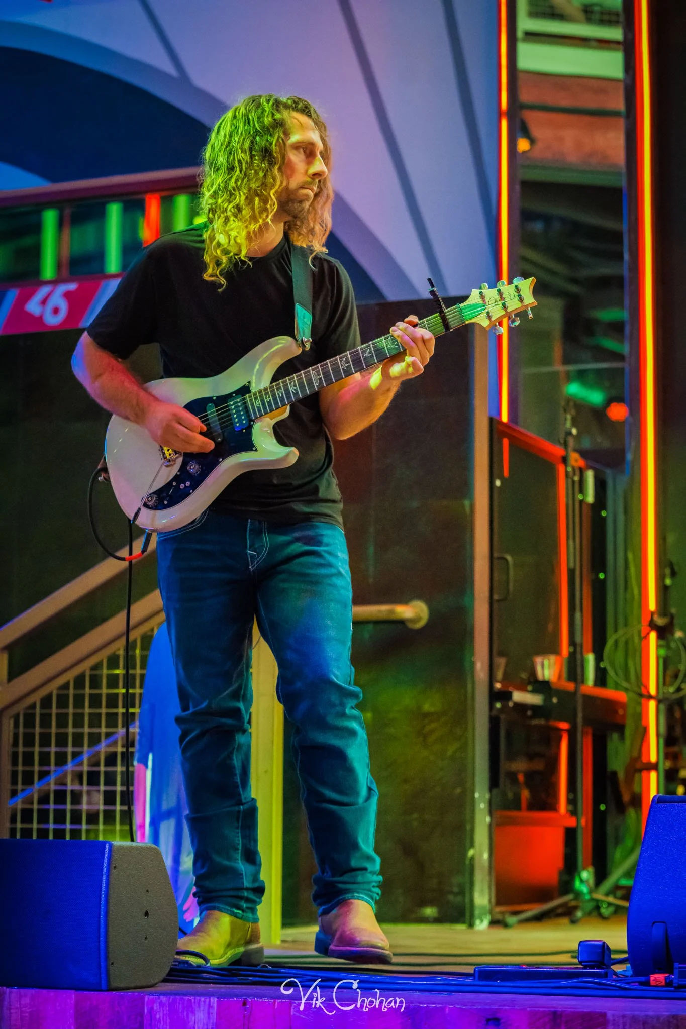 2026-10-08-Kristen-Brown-Performing-at-Ole-Red-Blake-Shelton-oct-8th-2026-Vik-Chohan-Photography-Social-Media-077.jpg