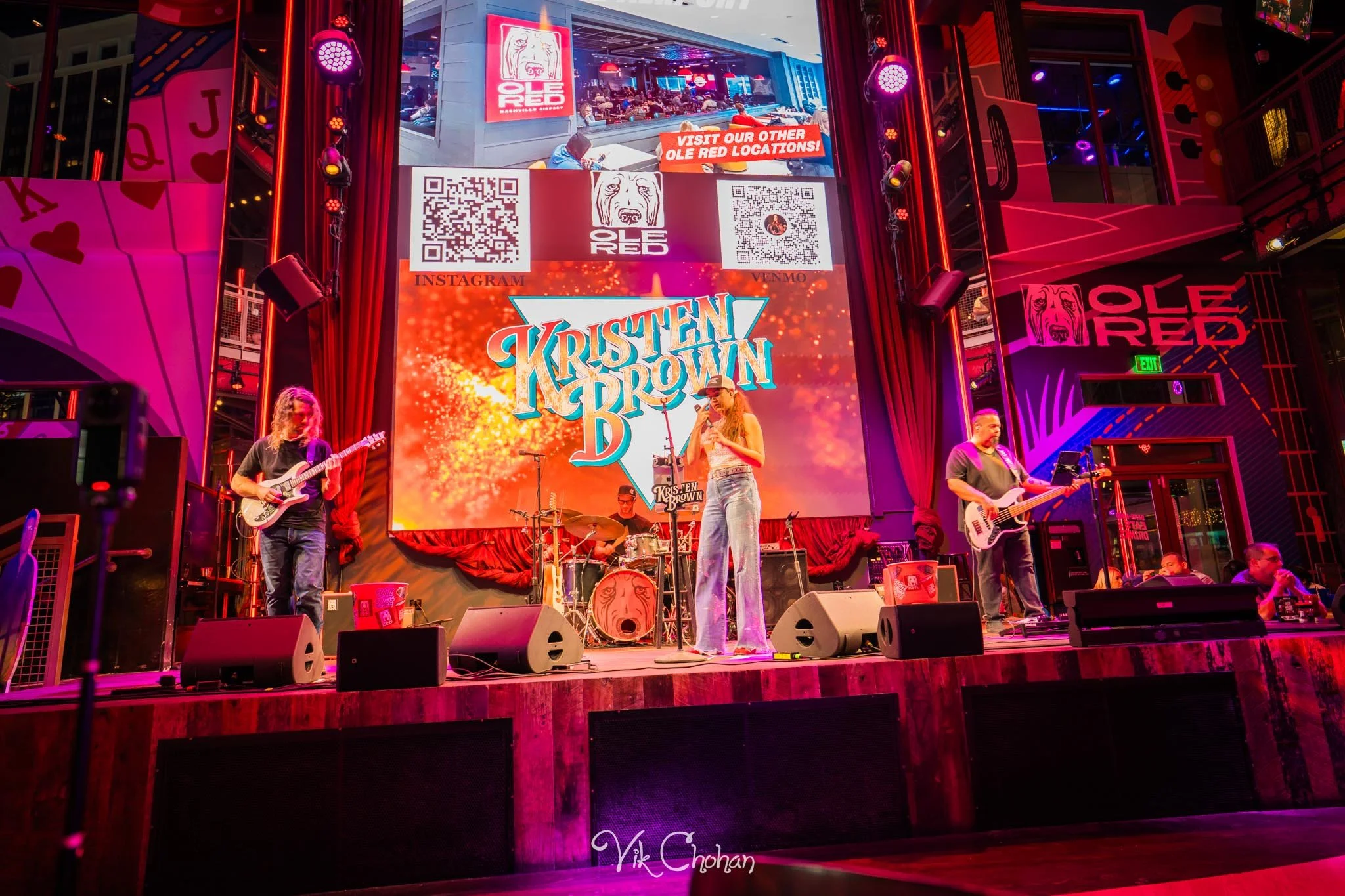 2026-10-08-Kristen-Brown-Performing-at-Ole-Red-Blake-Shelton-oct-8th-2026-Vik-Chohan-Photography-Social-Media-101.jpg
