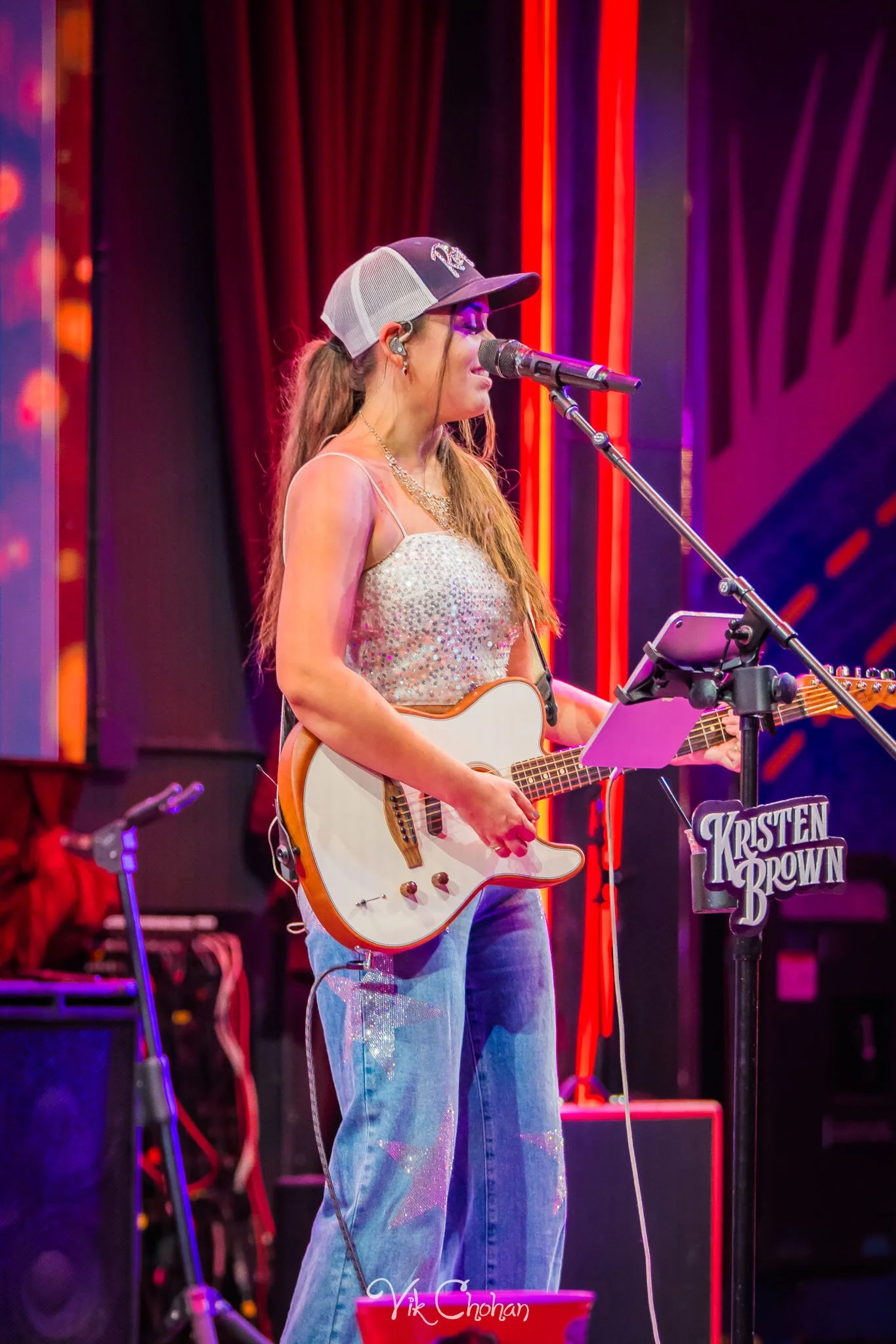 2026-10-08-Kristen-Brown-Performing-at-Ole-Red-Blake-Shelton-oct-8th-2026-Vik-Chohan-Photography-Social-Media-138.jpg