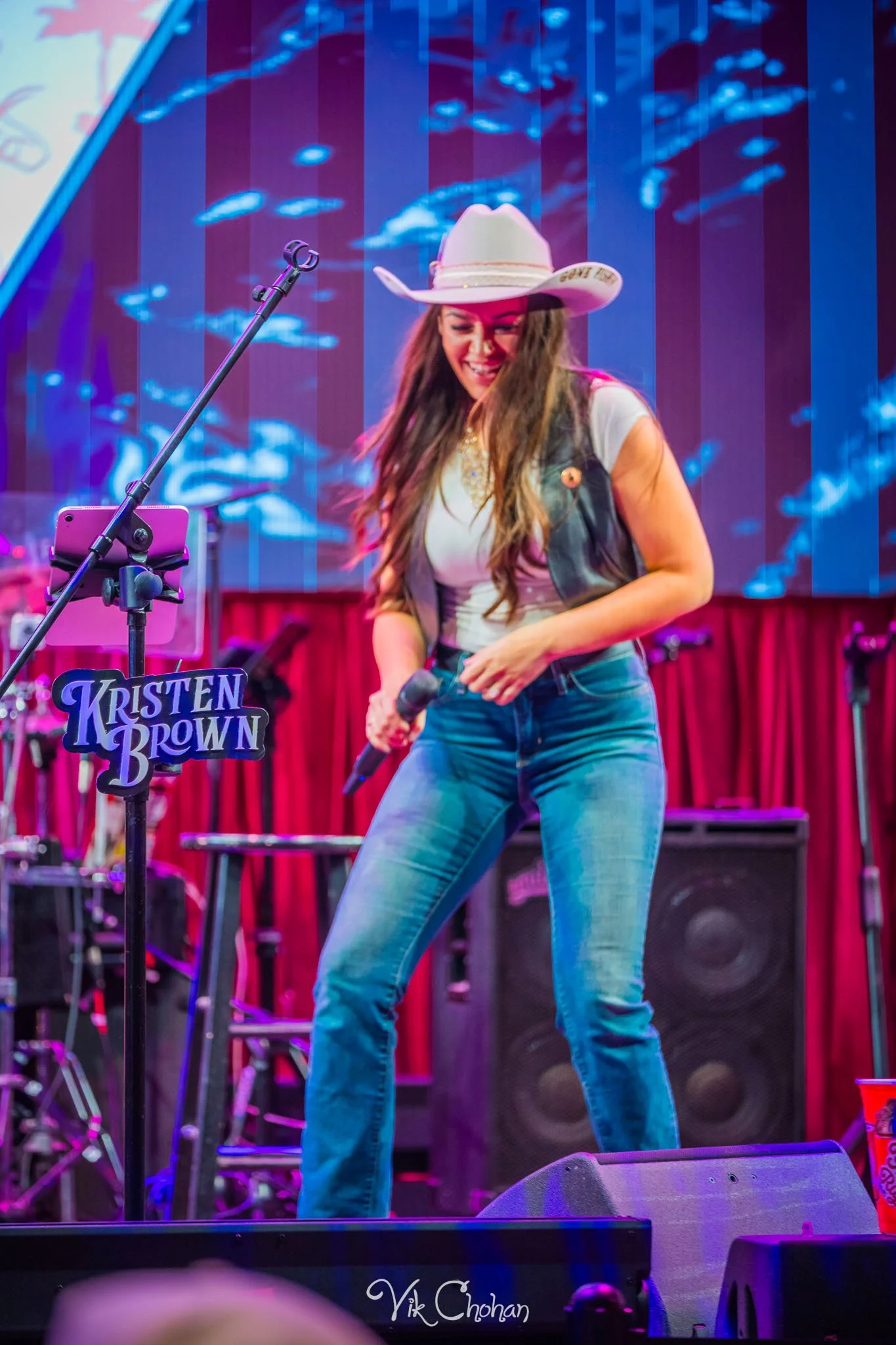 2026-10-11-Kristen-Brown-Performing-at-Ole-Red-Blake-Shelton-oct-11th-2026-Vik-Chohan-Photography-Social-Media-005.jpg