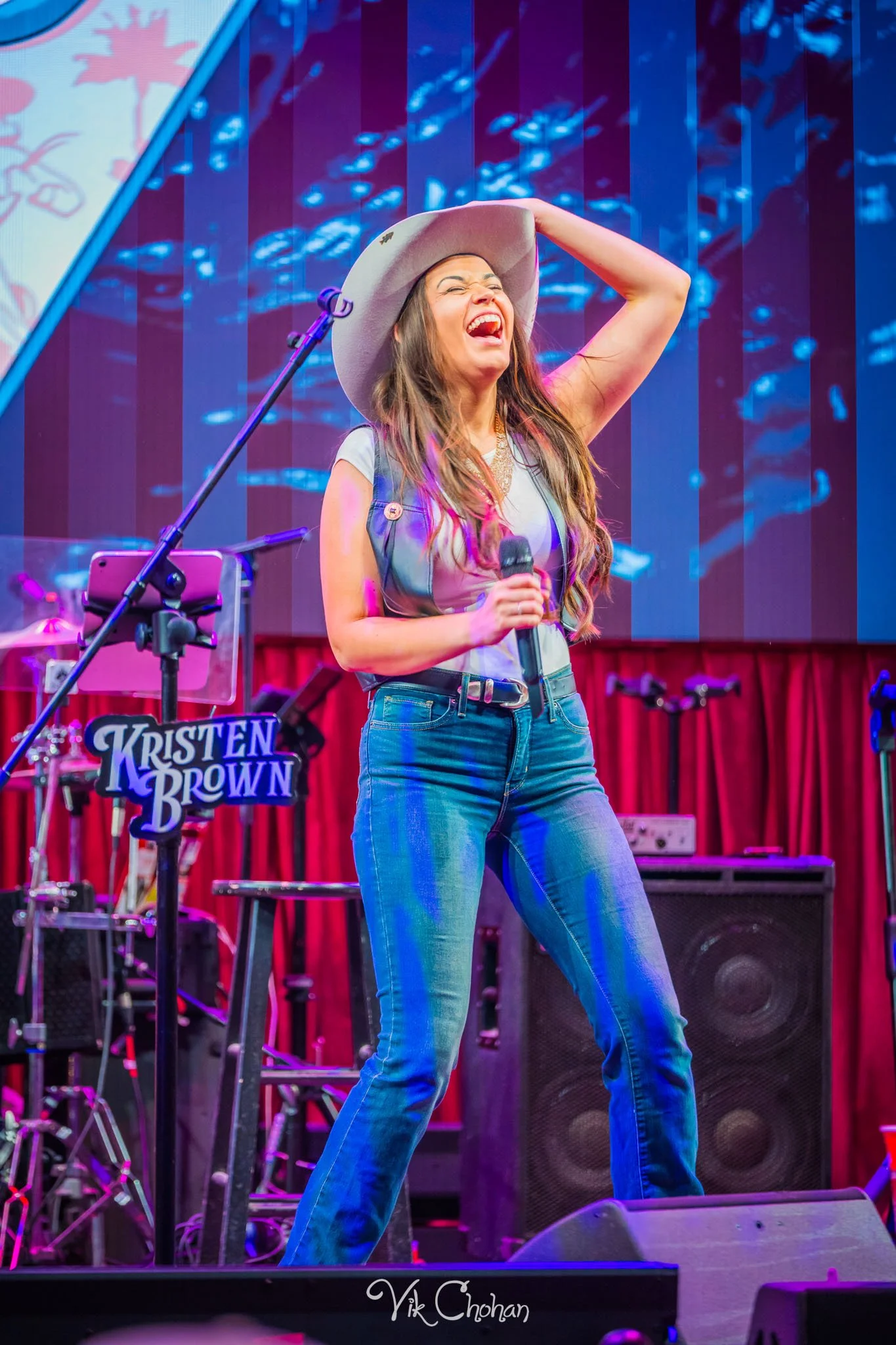 2026-10-11-Kristen-Brown-Performing-at-Ole-Red-Blake-Shelton-oct-11th-2026-Vik-Chohan-Photography-Social-Media-007.jpg