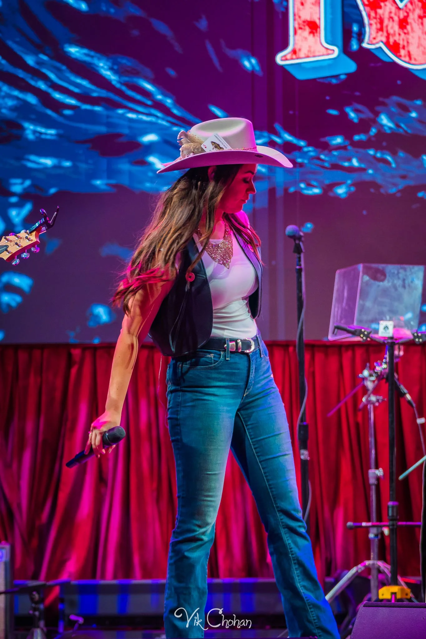 2026-10-11-Kristen-Brown-Performing-at-Ole-Red-Blake-Shelton-oct-11th-2026-Vik-Chohan-Photography-Social-Media-066.jpg