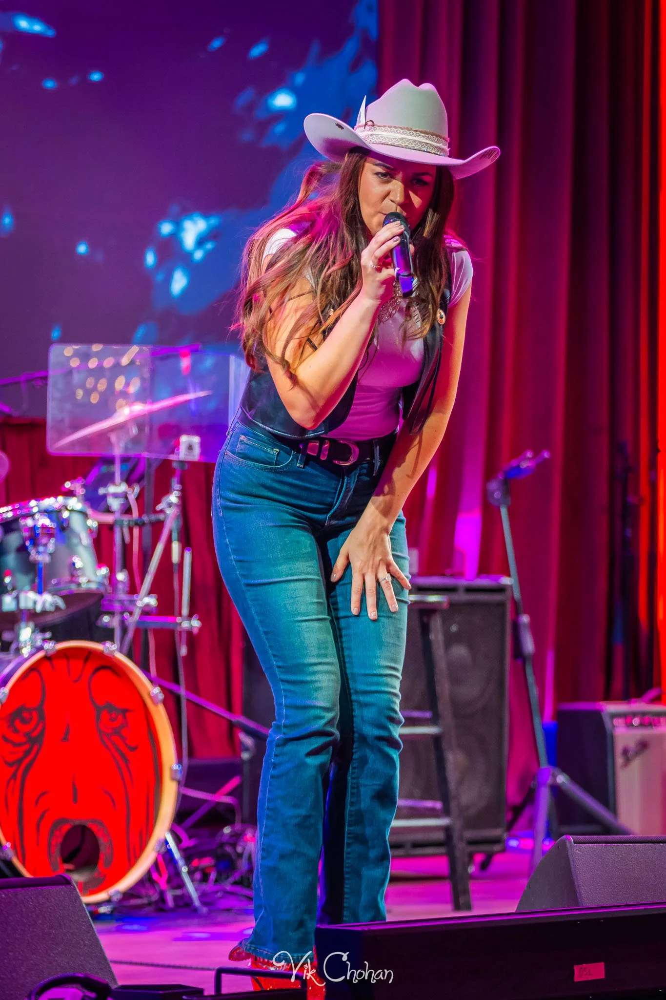 2026-10-11-Kristen-Brown-Performing-at-Ole-Red-Blake-Shelton-oct-11th-2026-Vik-Chohan-Photography-Social-Media-074.jpg