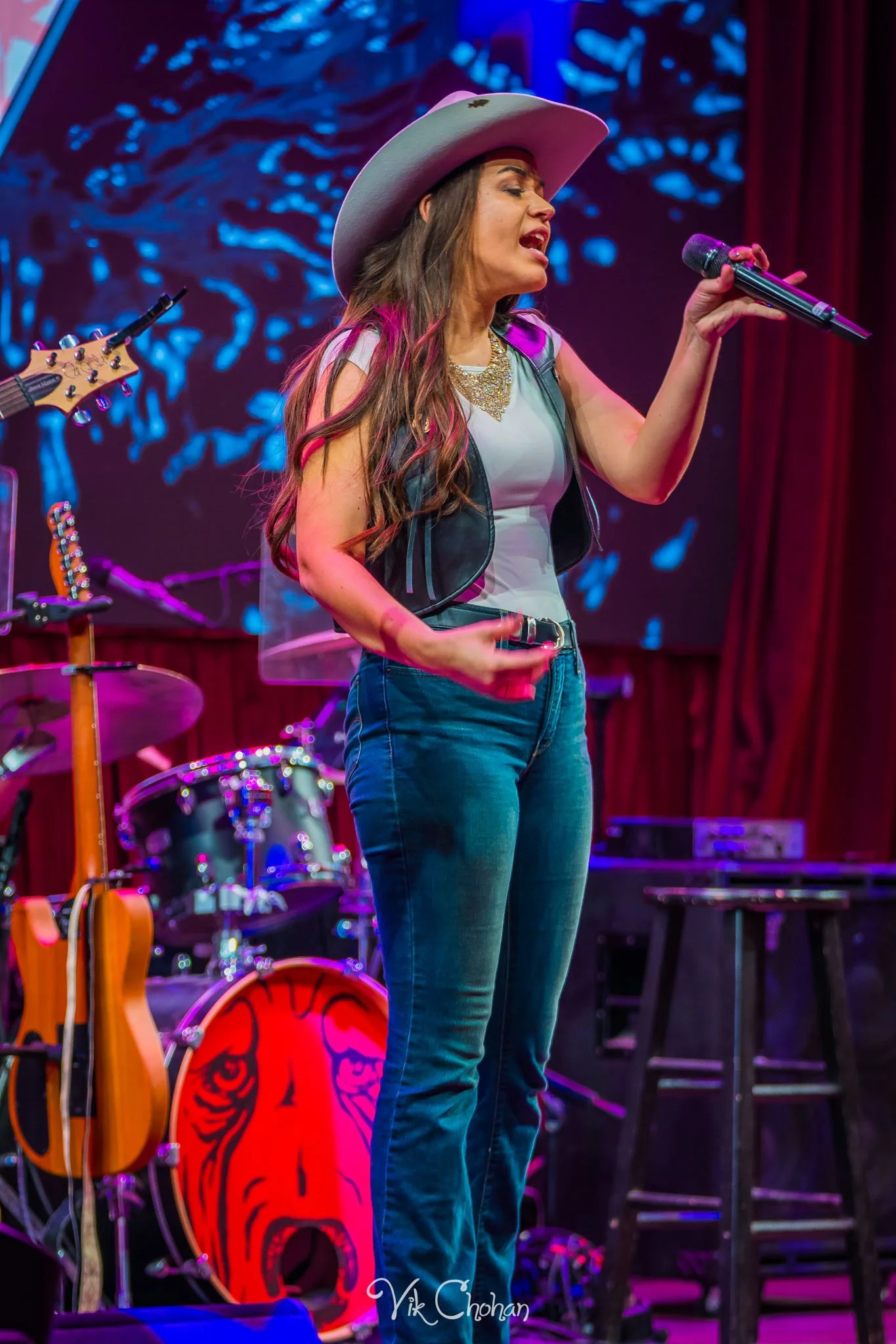 2026-10-11-Kristen-Brown-Performing-at-Ole-Red-Blake-Shelton-oct-11th-2026-Vik-Chohan-Photography-Social-Media-078.jpg