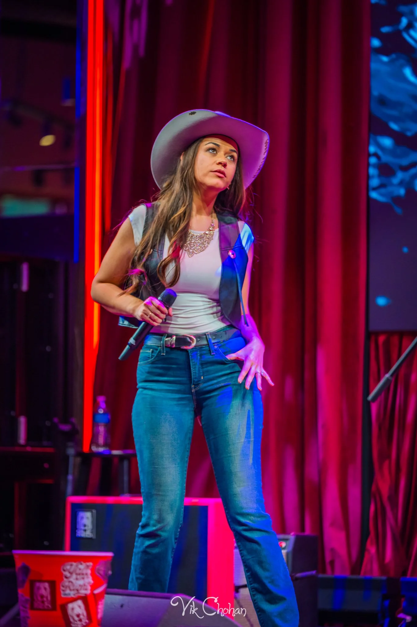 2026-10-11-Kristen-Brown-Performing-at-Ole-Red-Blake-Shelton-oct-11th-2026-Vik-Chohan-Photography-Social-Media-090.jpg