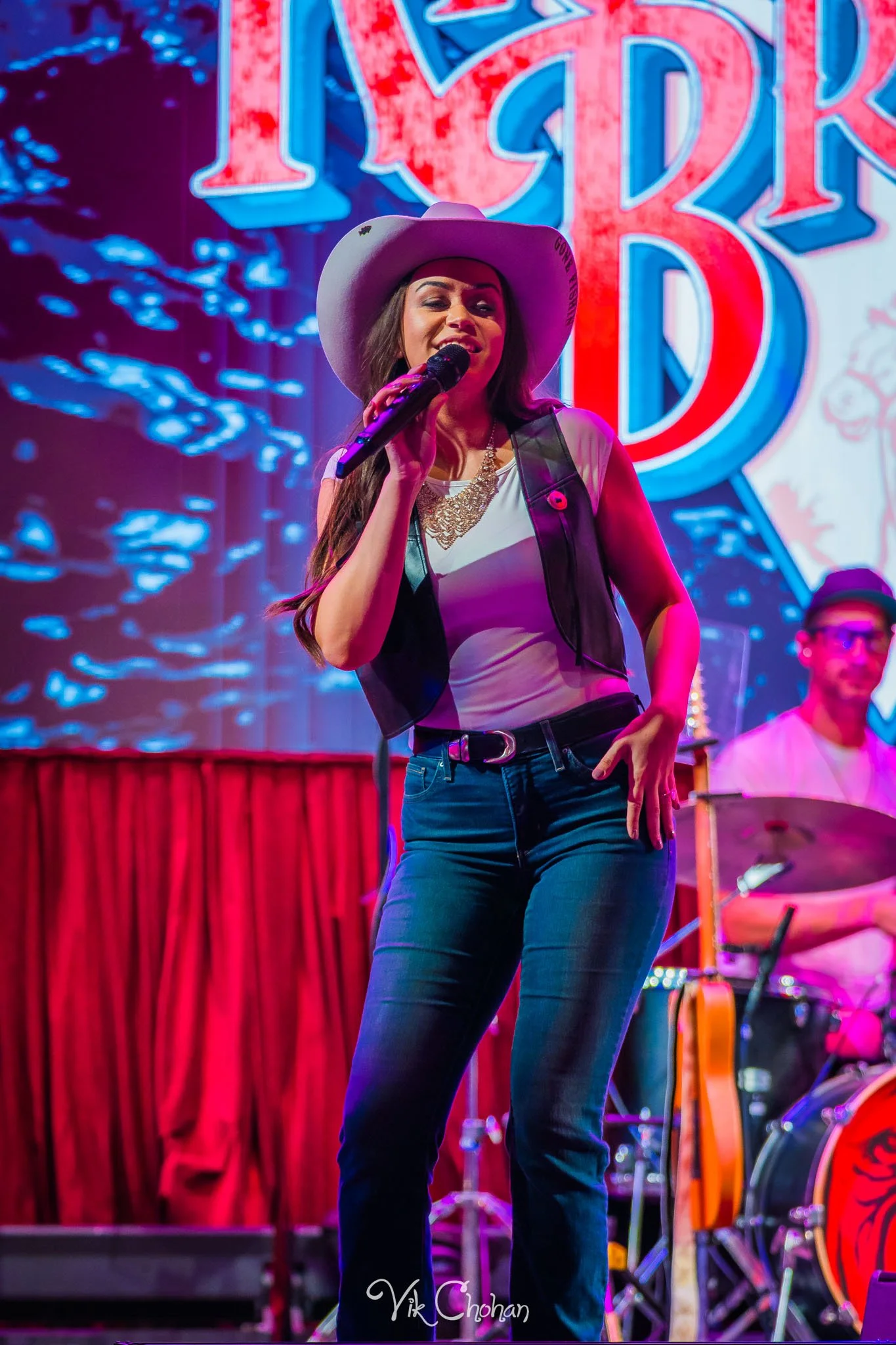 2026-10-11-Kristen-Brown-Performing-at-Ole-Red-Blake-Shelton-oct-11th-2026-Vik-Chohan-Photography-Social-Media-094.jpg