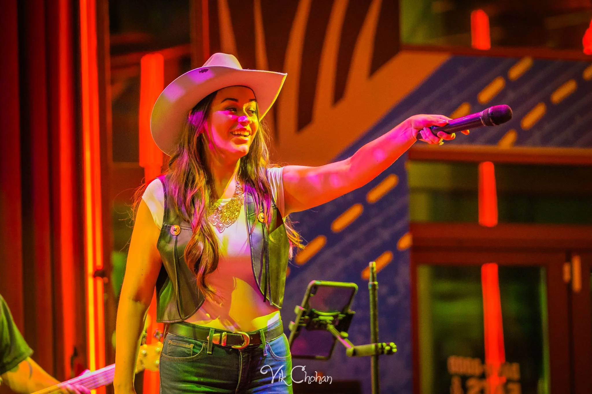 2026-10-11-Kristen-Brown-Performing-at-Ole-Red-Blake-Shelton-oct-11th-2026-Vik-Chohan-Photography-Social-Media-103.jpg