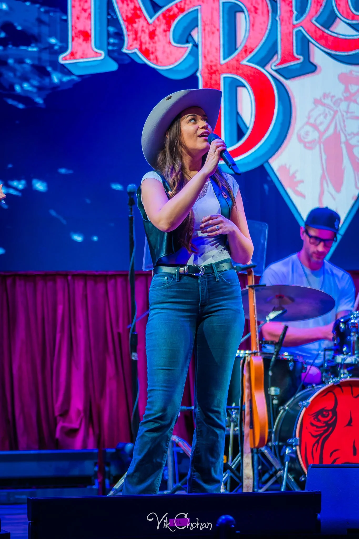 2026-10-11-Kristen-Brown-Performing-at-Ole-Red-Blake-Shelton-oct-11th-2026-Vik-Chohan-Photography-Social-Media-106.jpg
