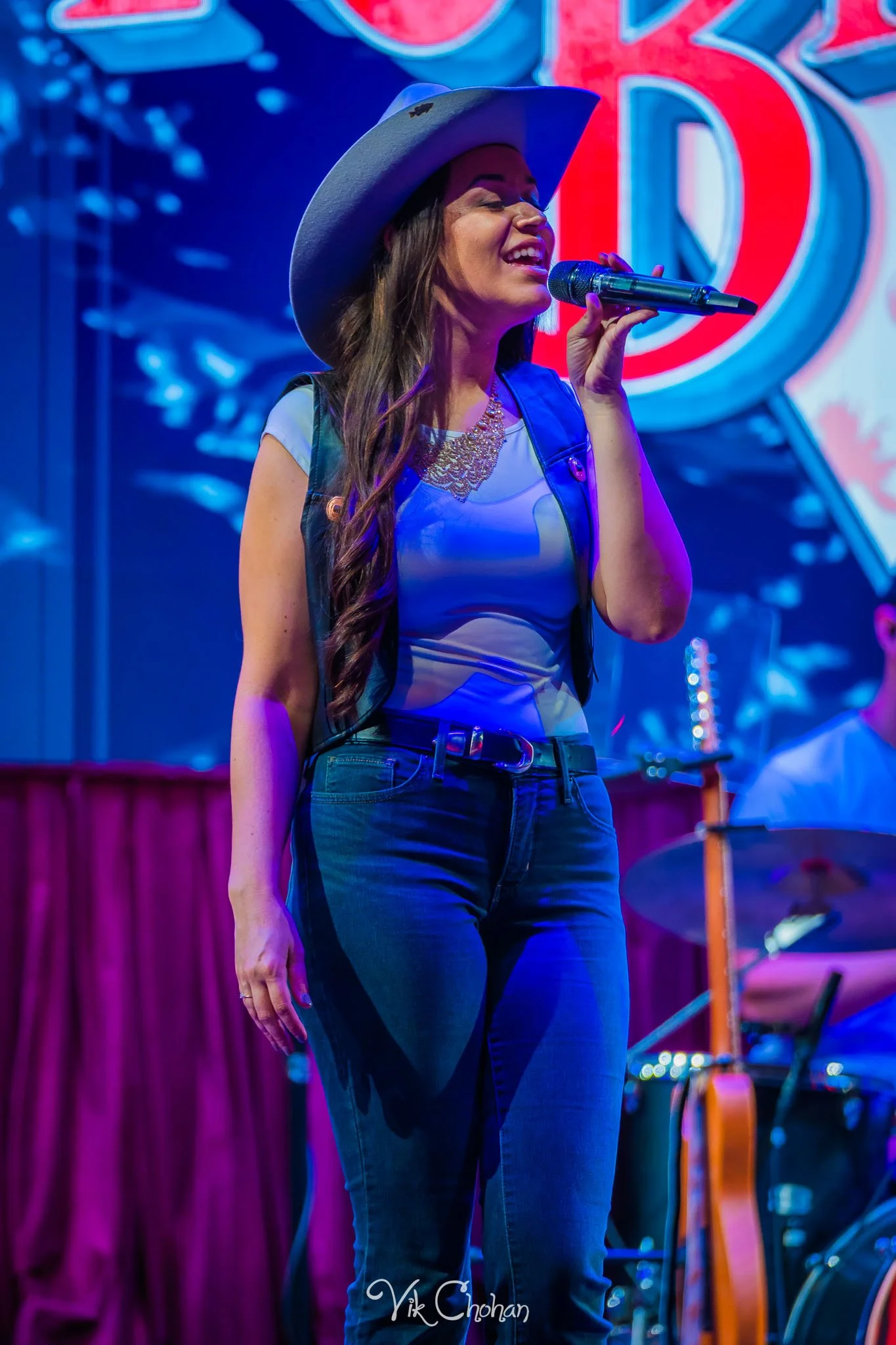 2026-10-11-Kristen-Brown-Performing-at-Ole-Red-Blake-Shelton-oct-11th-2026-Vik-Chohan-Photography-Social-Media-110.jpg