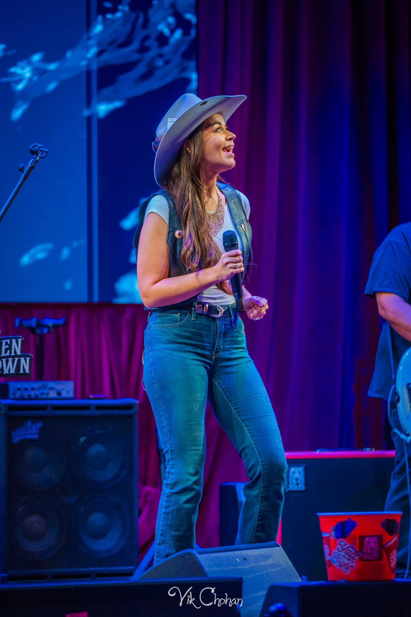 2026-10-11-Kristen-Brown-Performing-at-Ole-Red-Blake-Shelton-oct-11th-2026-Vik-Chohan-Photography-Social-Media-115.jpg