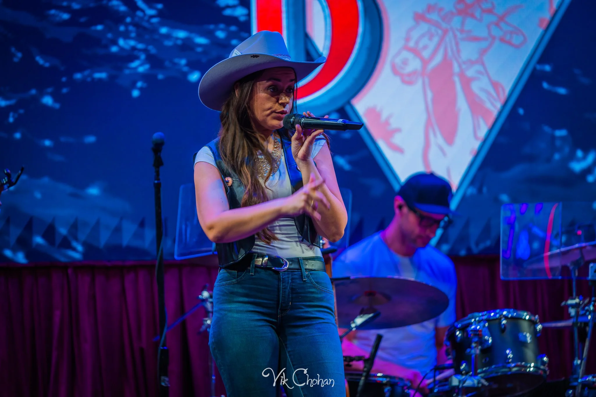 2026-10-11-Kristen-Brown-Performing-at-Ole-Red-Blake-Shelton-oct-11th-2026-Vik-Chohan-Photography-Social-Media-127.jpg