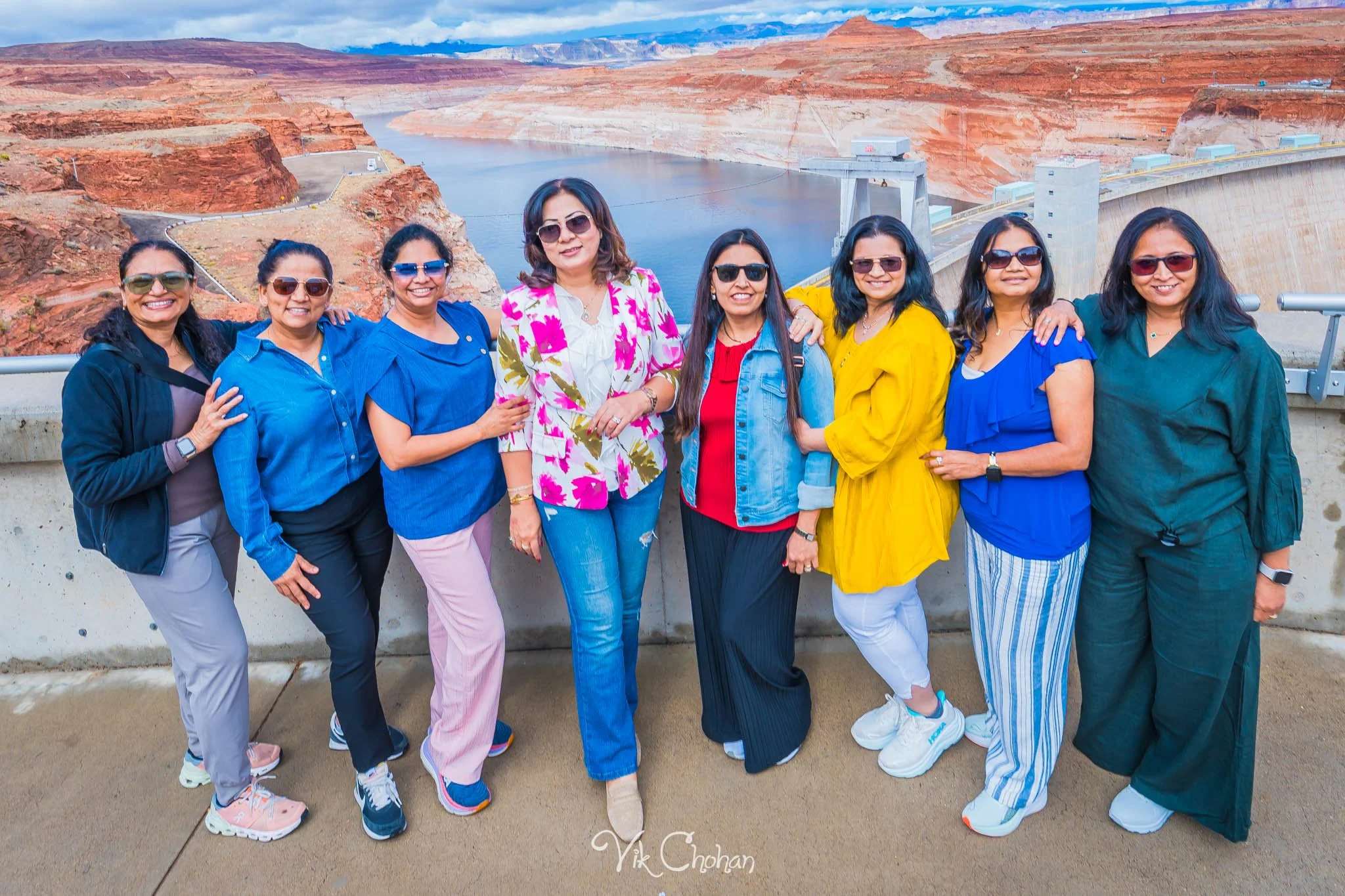 2026-10-12-Antelope-Canyon-Trip-with-Friends-oct-12th-2026-Vik-Chohan-Photography-Social-Media-008.jpg