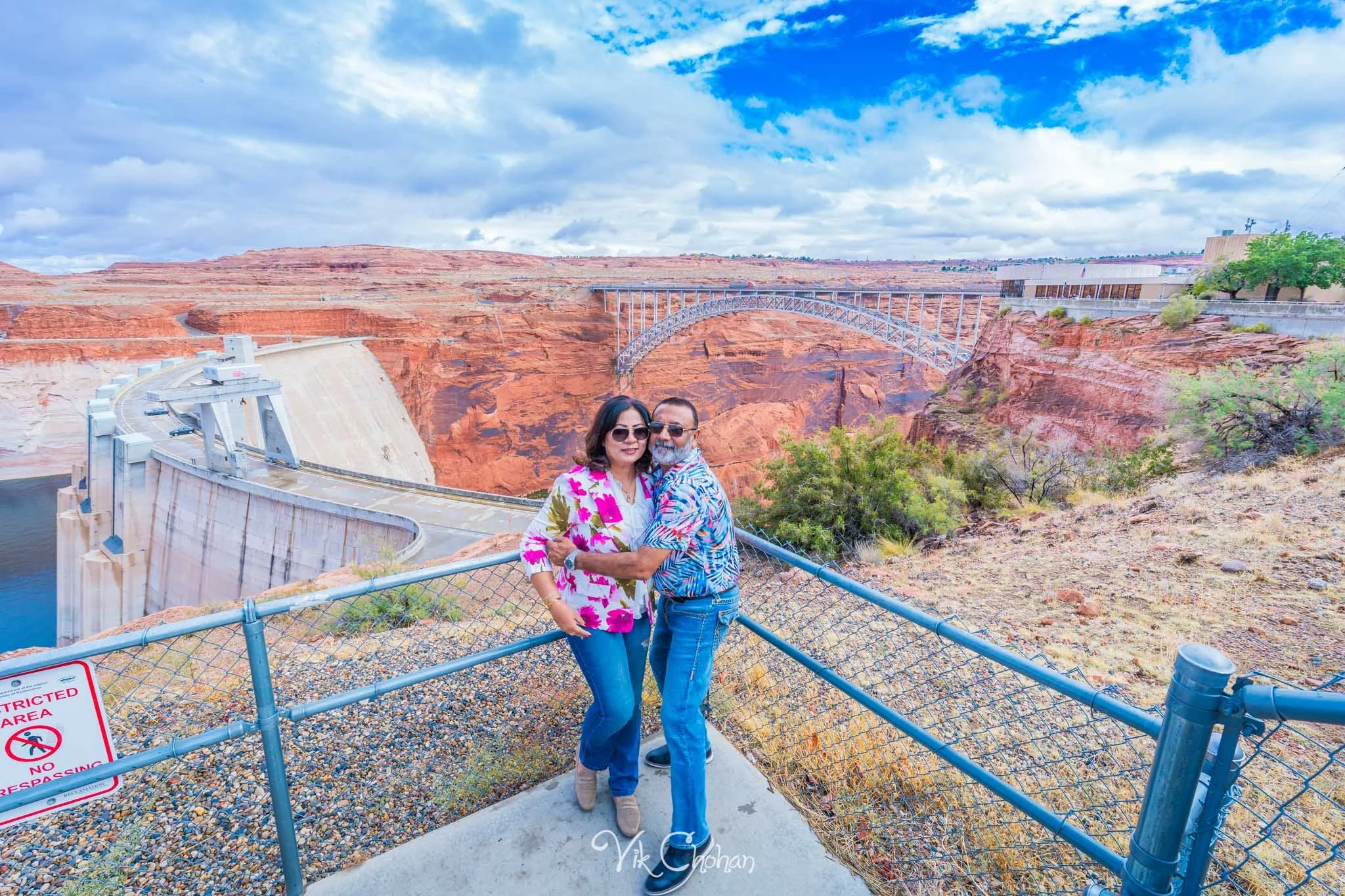 2026-10-12-Antelope-Canyon-Trip-with-Friends-oct-12th-2026-Vik-Chohan-Photography-Social-Media-013.jpg