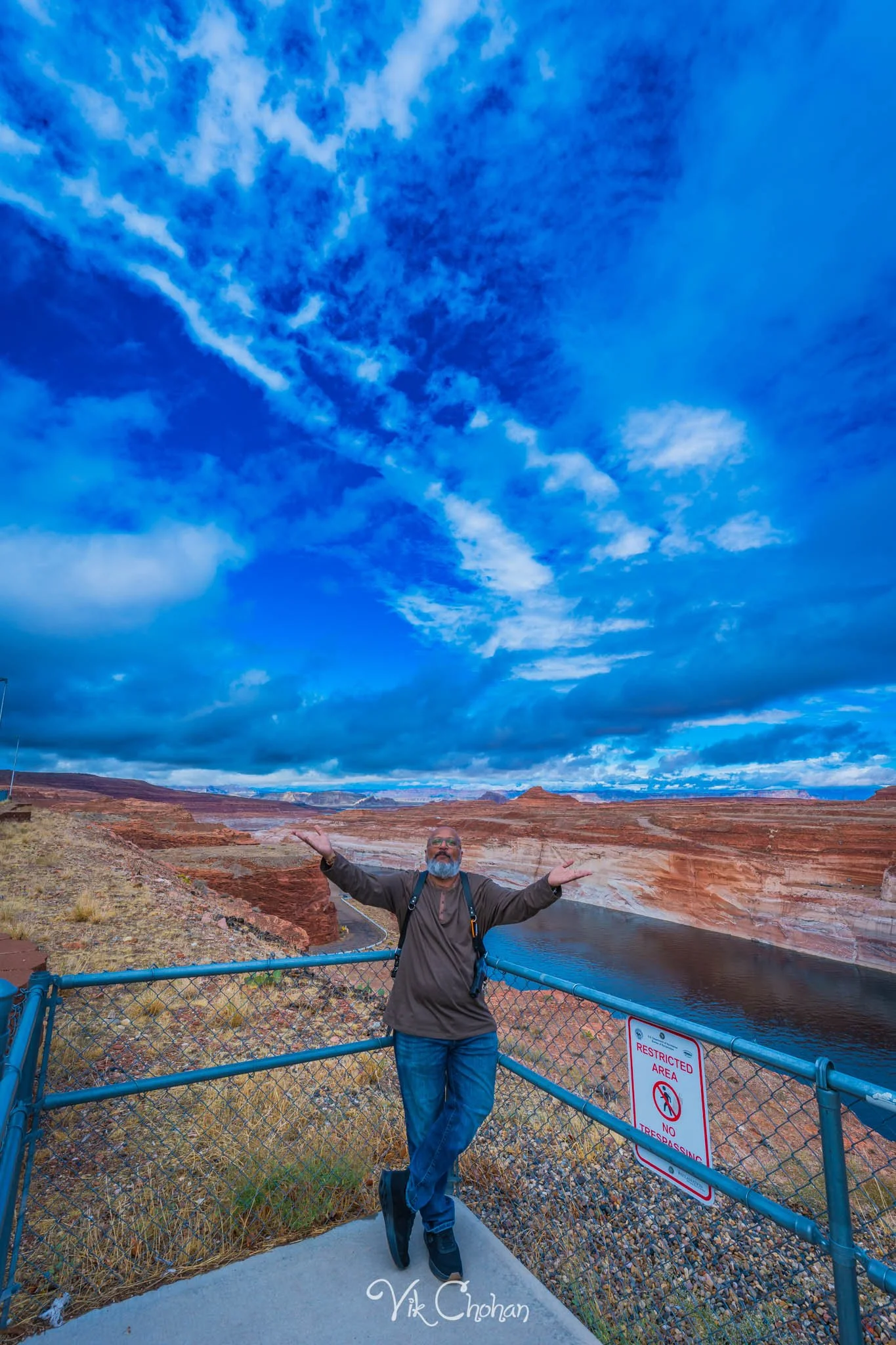 2026-10-12-Antelope-Canyon-Trip-with-Friends-oct-12th-2026-Vik-Chohan-Photography-Social-Media-092.jpg