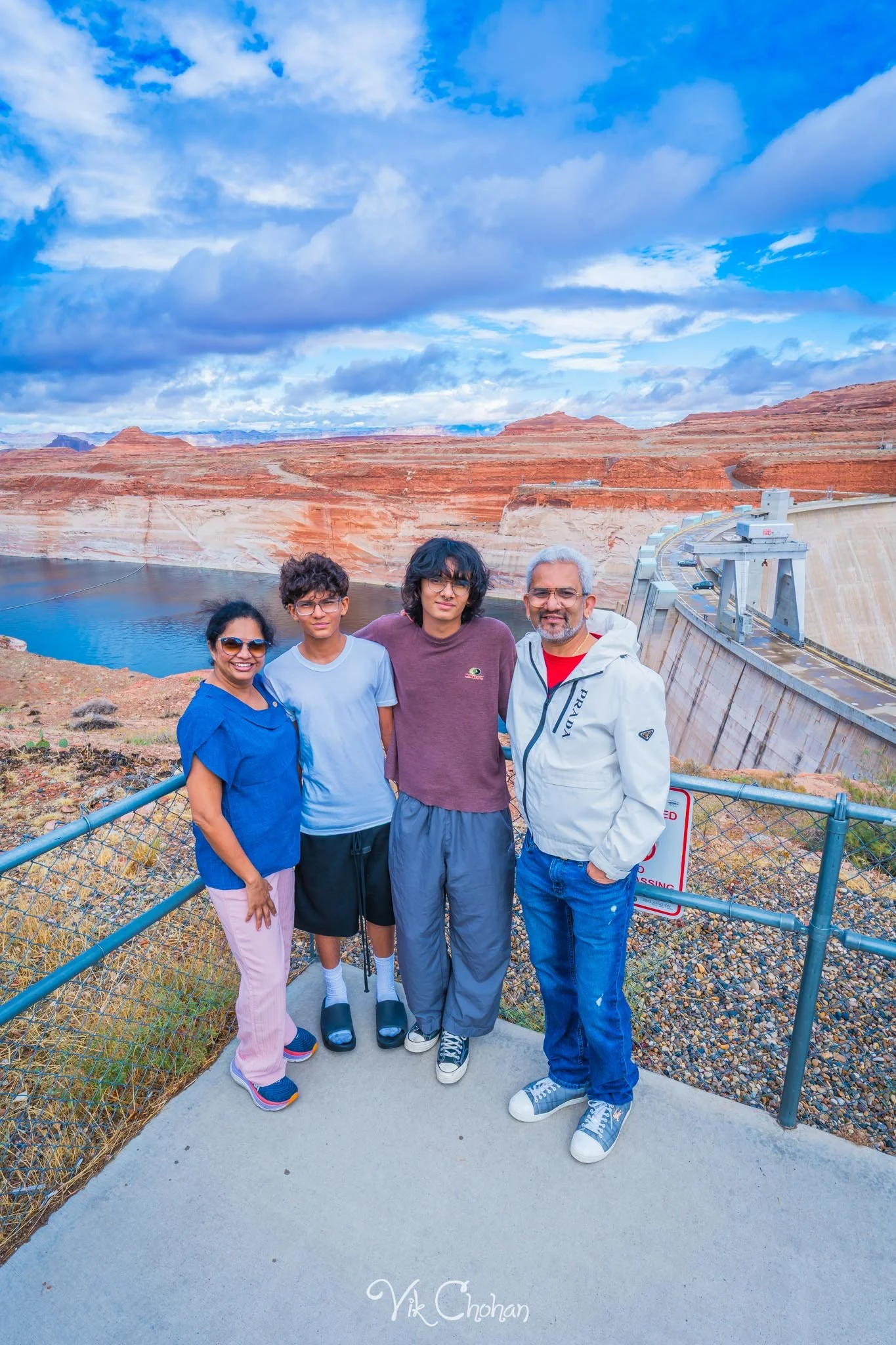 2026-10-12-Antelope-Canyon-Trip-with-Friends-oct-12th-2026-Vik-Chohan-Photography-Social-Media-098.jpg