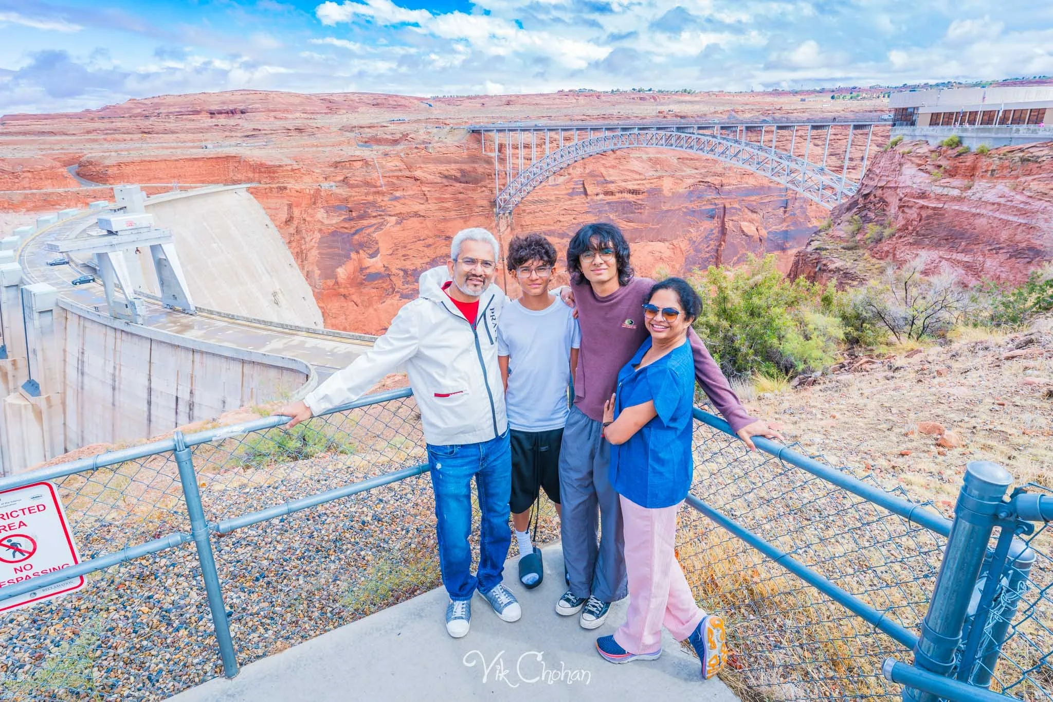 2026-10-12-Antelope-Canyon-Trip-with-Friends-oct-12th-2026-Vik-Chohan-Photography-Social-Media-099.jpg