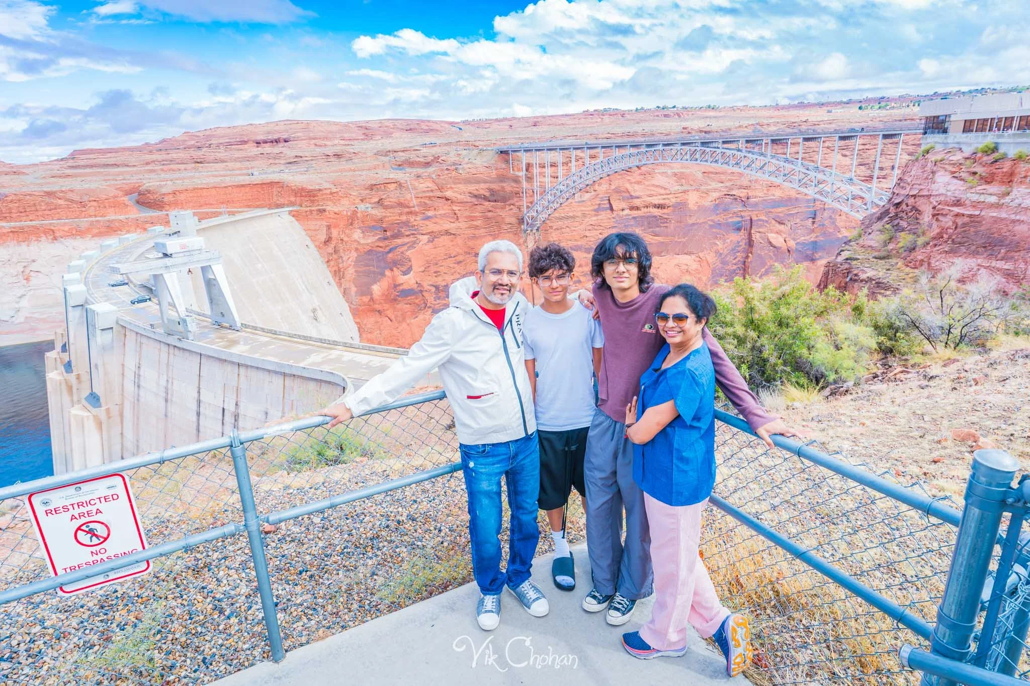 2026-10-12-Antelope-Canyon-Trip-with-Friends-oct-12th-2026-Vik-Chohan-Photography-Social-Media-100.jpg