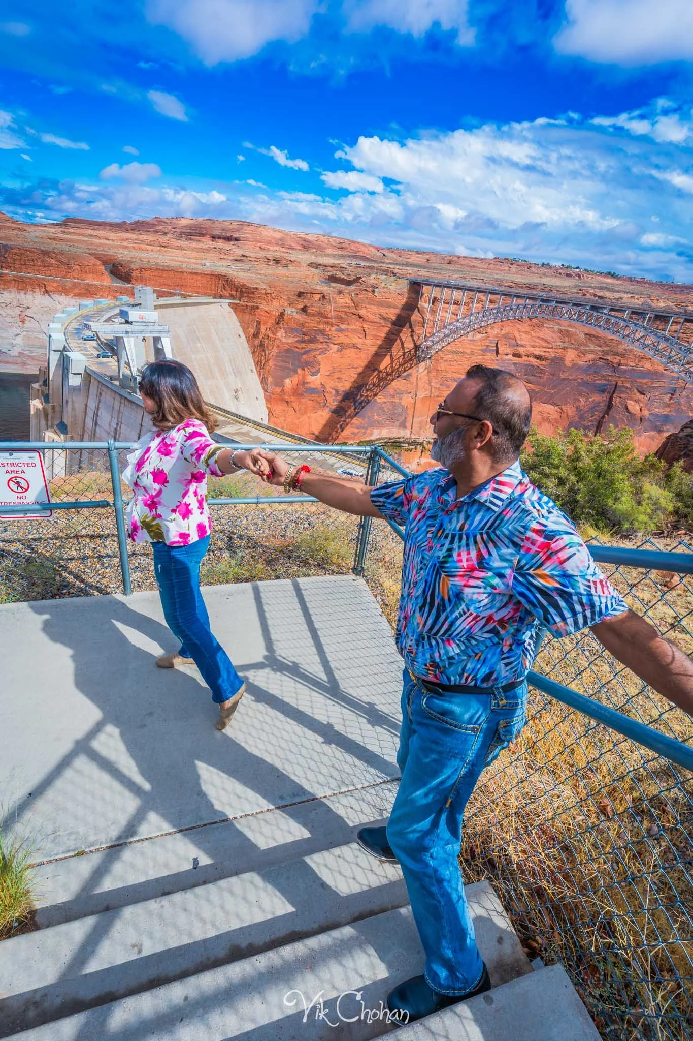 2026-10-12-Antelope-Canyon-Trip-with-Friends-oct-12th-2026-Vik-Chohan-Photography-Social-Media-117.jpg