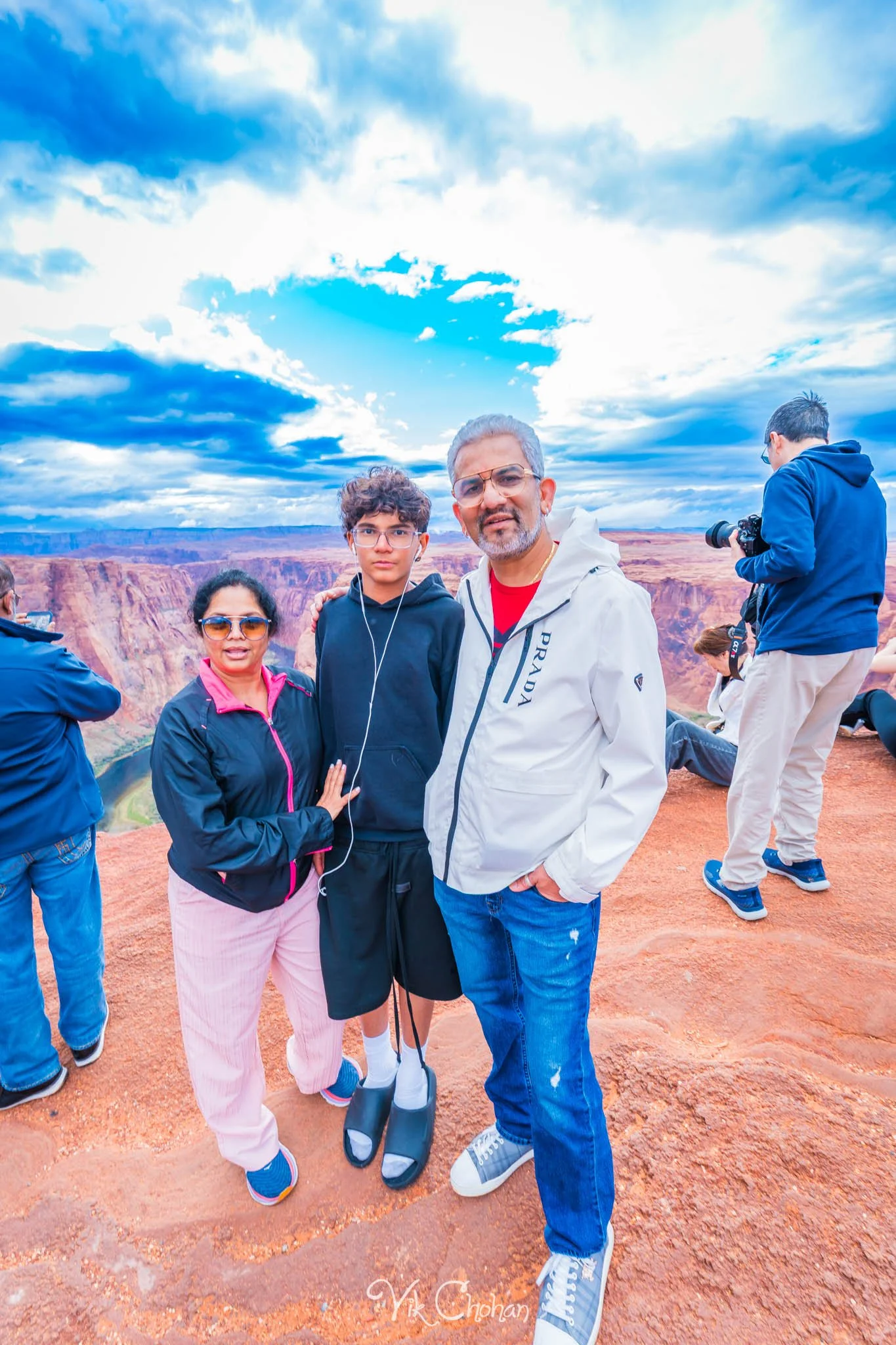 2026-10-12-Antelope-Canyon-Trip-with-Friends-oct-12th-2026-Vik-Chohan-Photography-Social-Media-136.jpg