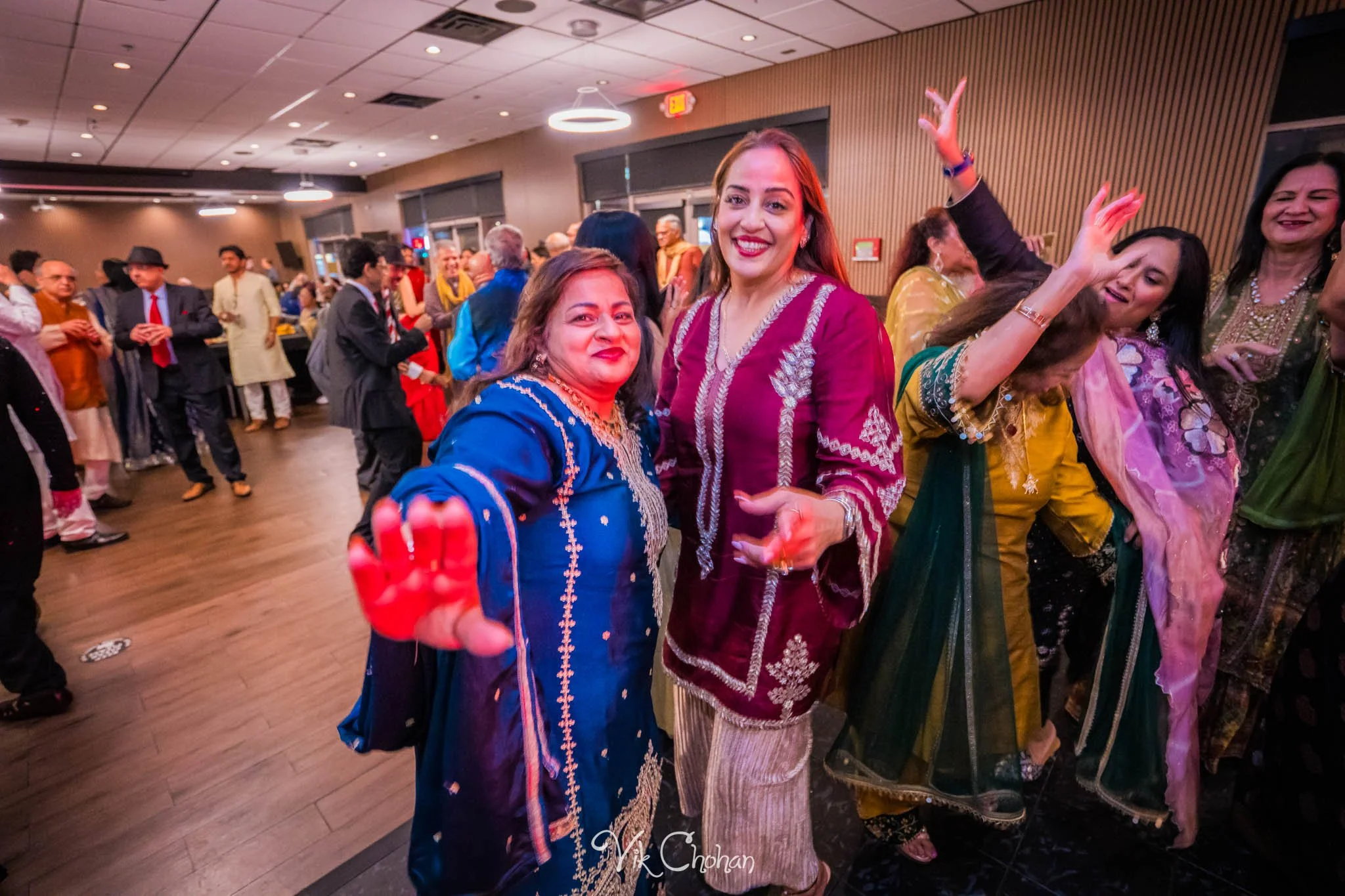 2026-10-09-Meena-and-Ashok-50th-Wedding-Anniversary-oct-9th-2026-Vik-Chohan-Photography-Social-Media-439.jpg