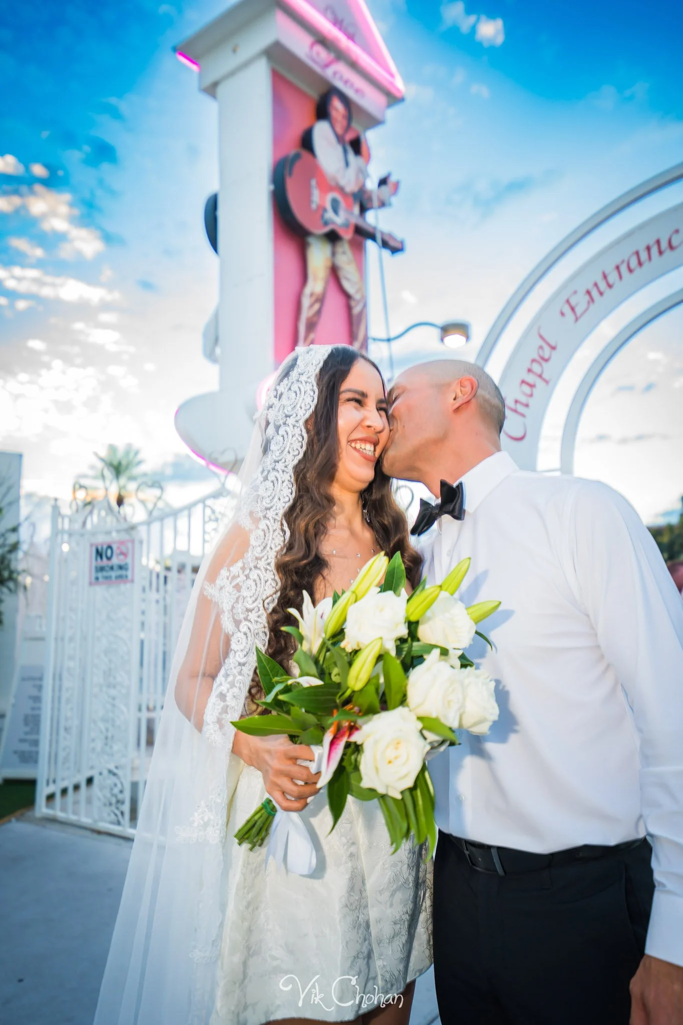 2026-10-20-Michael-and-Gauhar-Little-White-Wedding-Chapel-oct-20th-2026-Vik-Chohan-Photography-Social-Media-006.jpg
