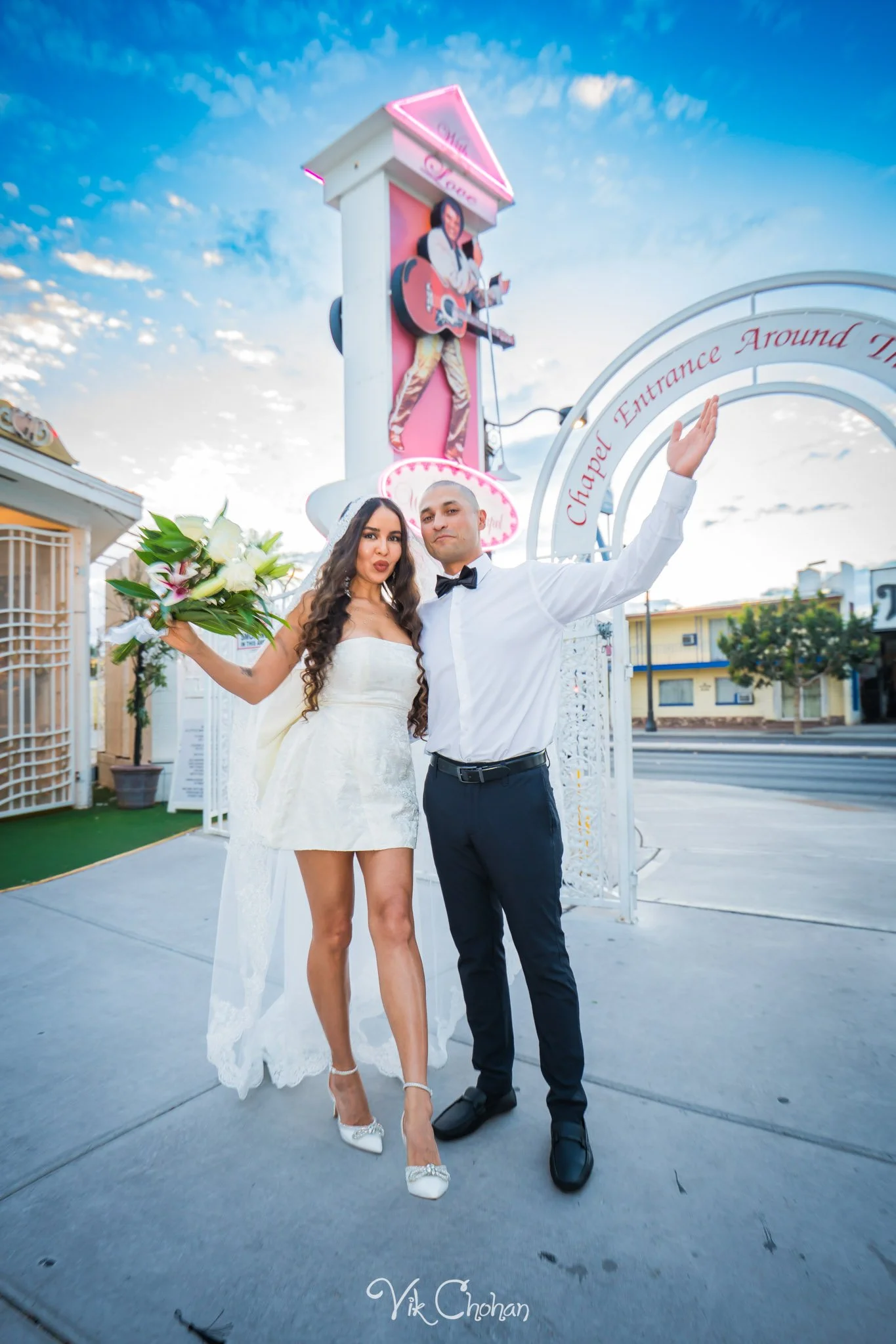 2026-10-20-Michael-and-Gauhar-Little-White-Wedding-Chapel-oct-20th-2026-Vik-Chohan-Photography-Social-Media-014.jpg
