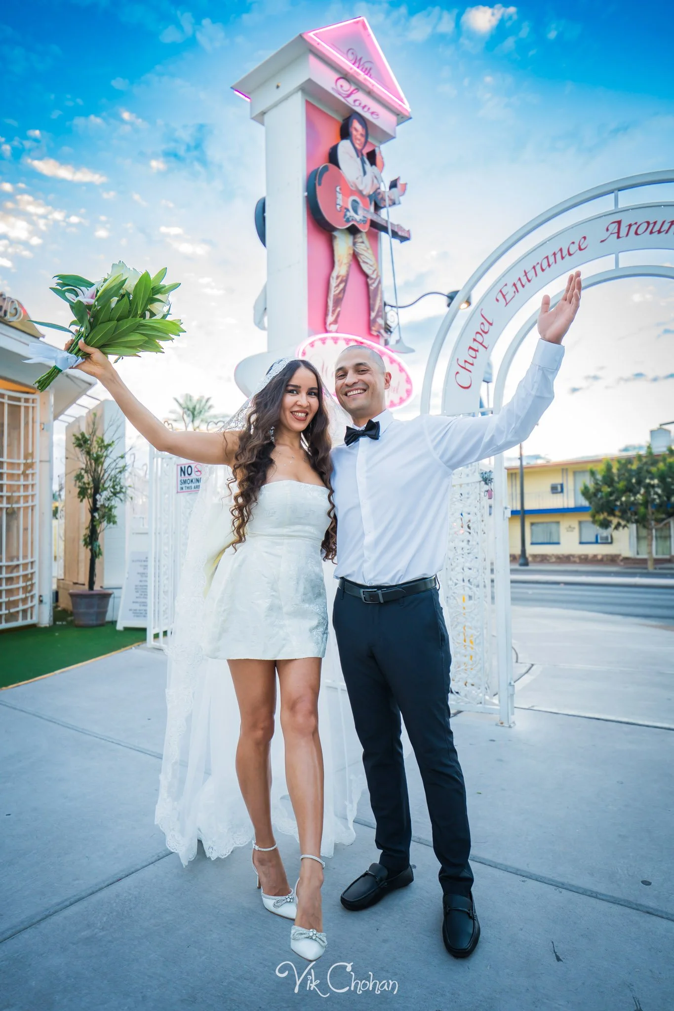 2026-10-20-Michael-and-Gauhar-Little-White-Wedding-Chapel-oct-20th-2026-Vik-Chohan-Photography-Social-Media-015.jpg