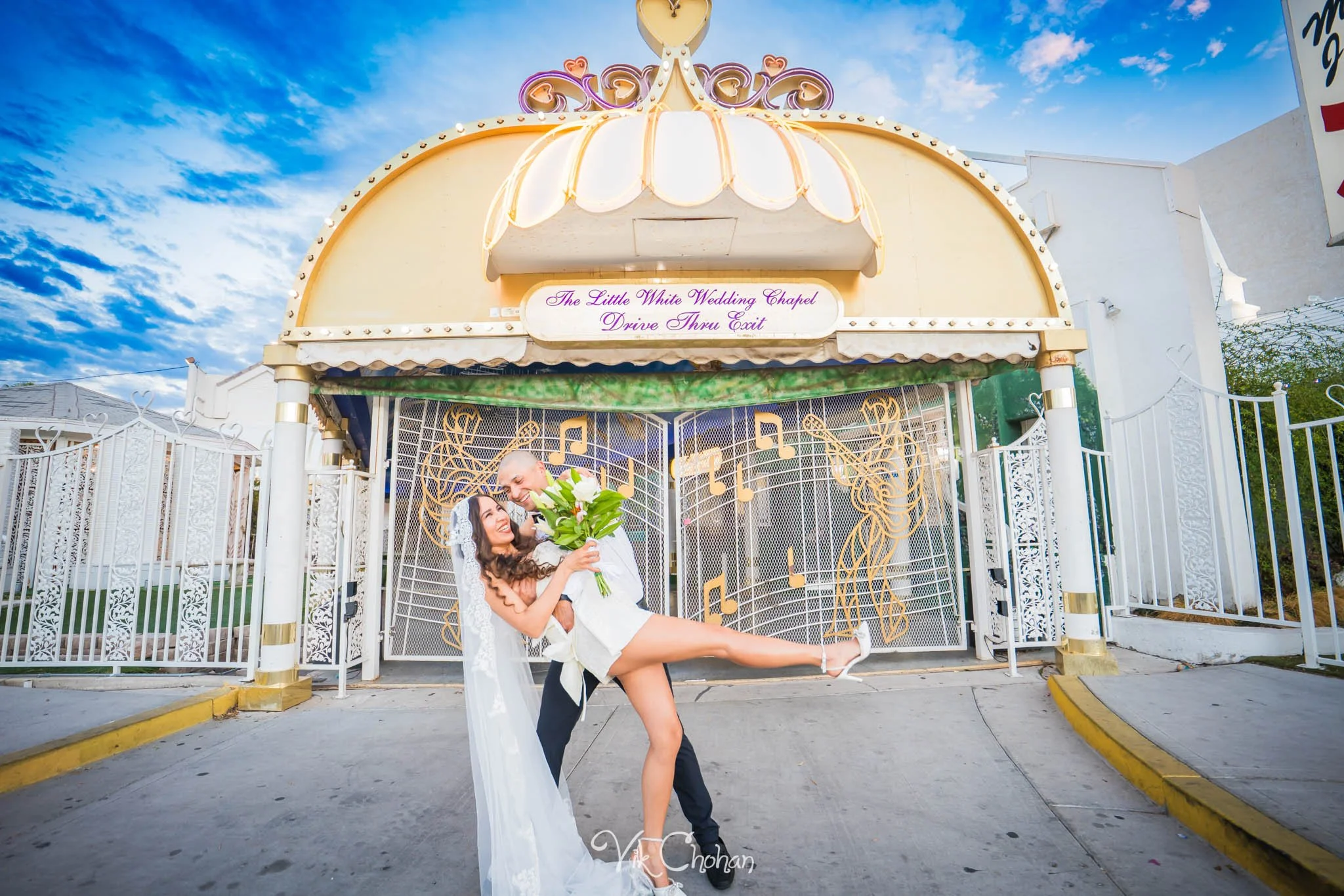 2026-10-20-Michael-and-Gauhar-Little-White-Wedding-Chapel-oct-20th-2026-Vik-Chohan-Photography-Social-Media-030.jpg