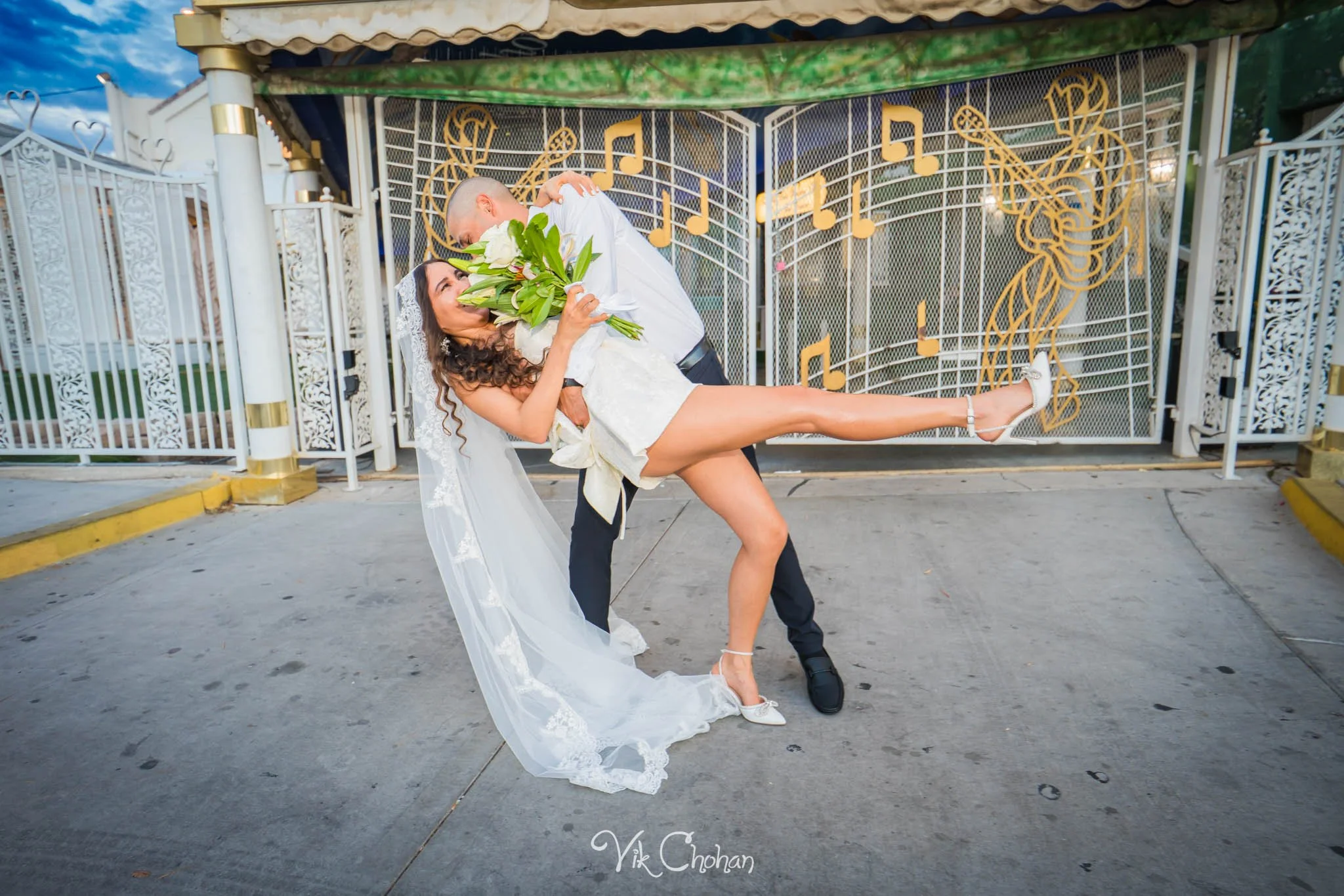 2026-10-20-Michael-and-Gauhar-Little-White-Wedding-Chapel-oct-20th-2026-Vik-Chohan-Photography-Social-Media-032.jpg