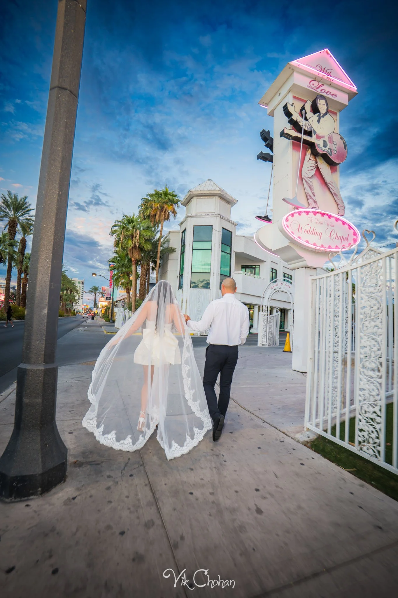2026-10-20-Michael-and-Gauhar-Little-White-Wedding-Chapel-oct-20th-2026-Vik-Chohan-Photography-Social-Media-034.jpg