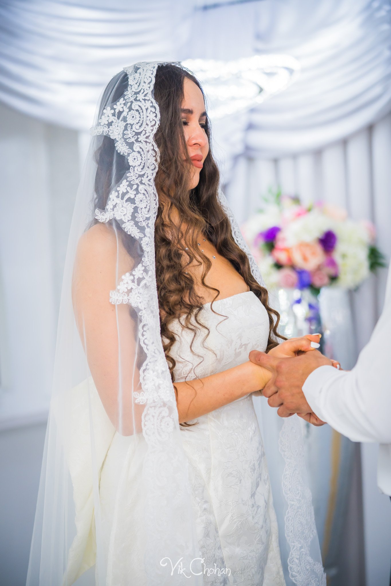 2026-10-20-Michael-and-Gauhar-Little-White-Wedding-Chapel-oct-20th-2026-Vik-Chohan-Photography-Social-Media-063.jpg