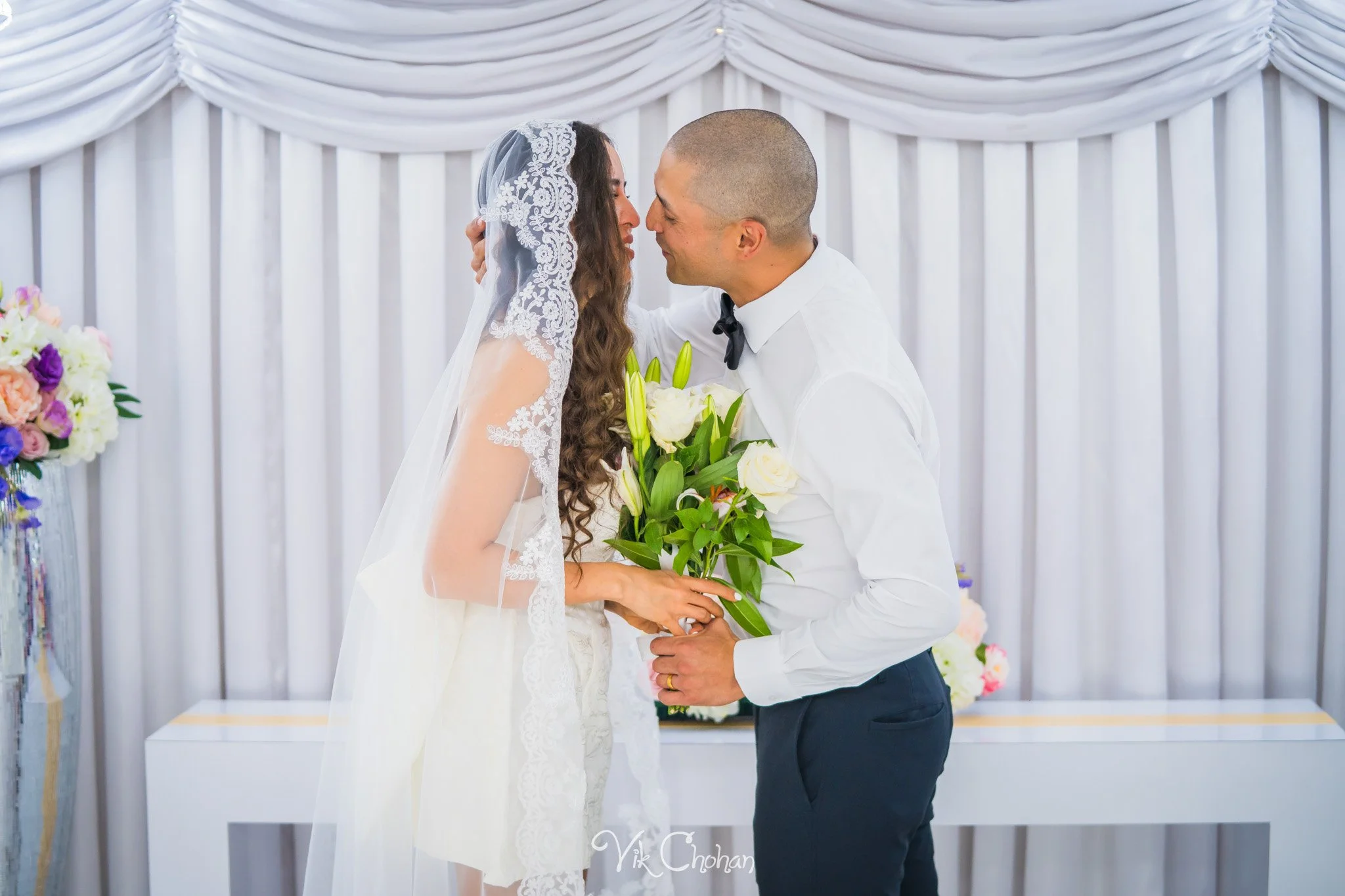 2026-10-20-Michael-and-Gauhar-Little-White-Wedding-Chapel-oct-20th-2026-Vik-Chohan-Photography-Social-Media-089.jpg