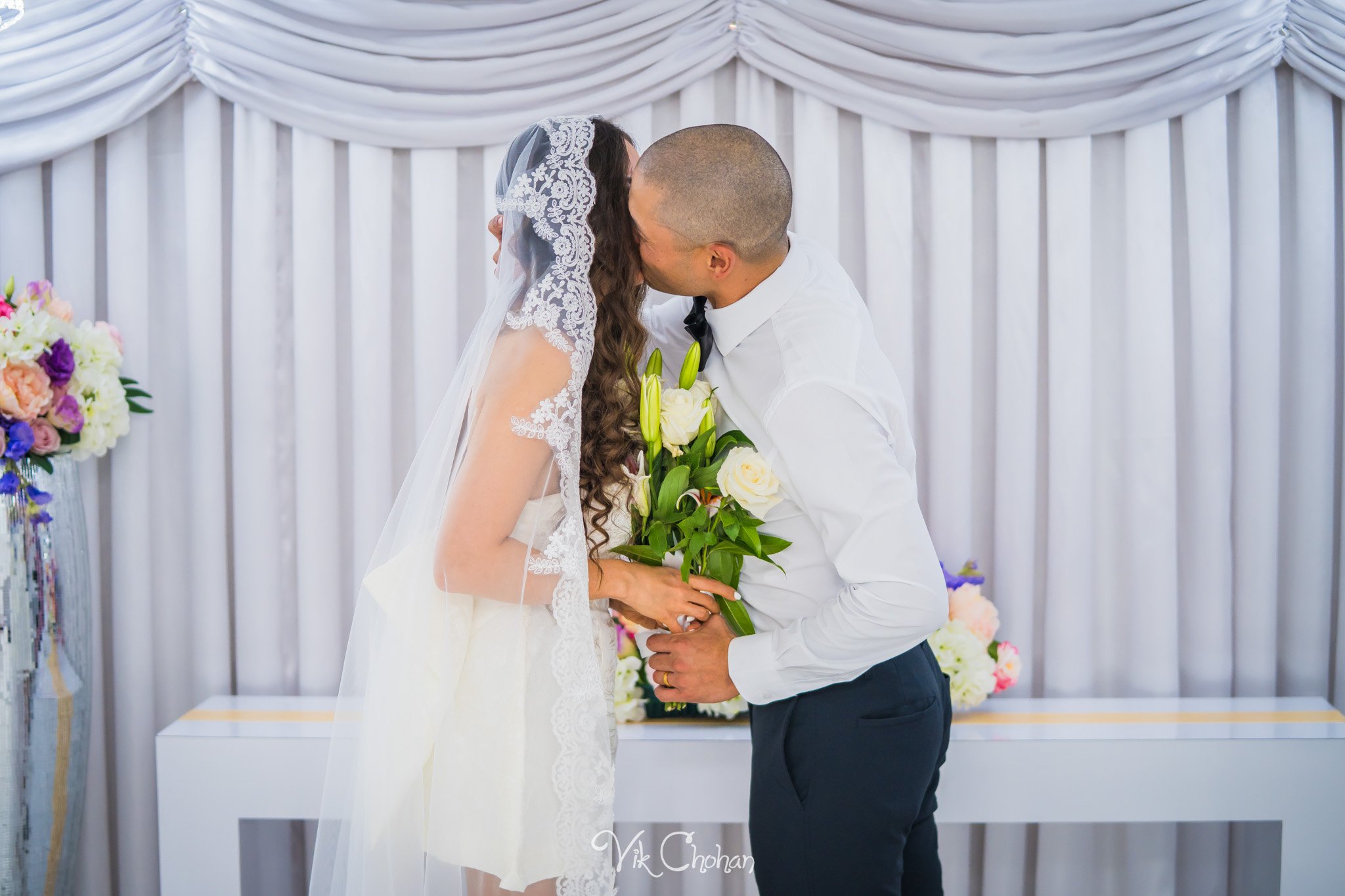 2026-10-20-Michael-and-Gauhar-Little-White-Wedding-Chapel-oct-20th-2026-Vik-Chohan-Photography-Social-Media-090.jpg