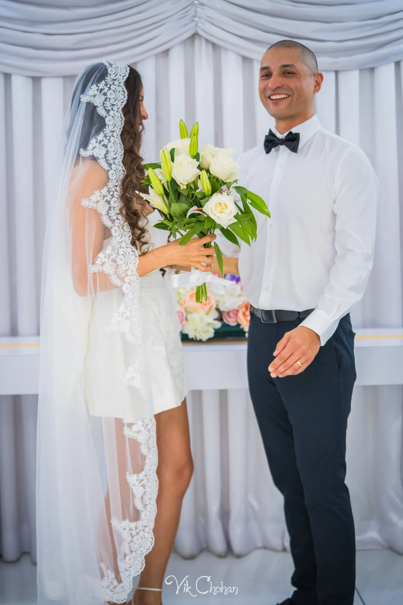 2026-10-20-Michael-and-Gauhar-Little-White-Wedding-Chapel-oct-20th-2026-Vik-Chohan-Photography-Social-Media-095.jpg