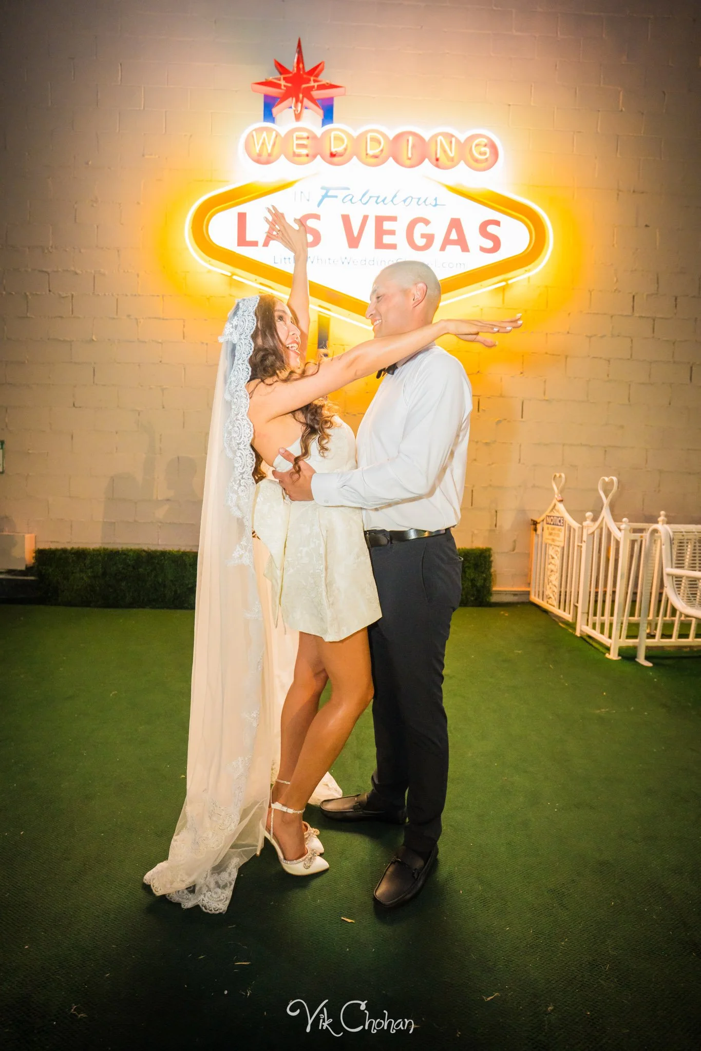 2026-10-20-Michael-and-Gauhar-Little-White-Wedding-Chapel-oct-20th-2026-Vik-Chohan-Photography-Social-Media-148.jpg