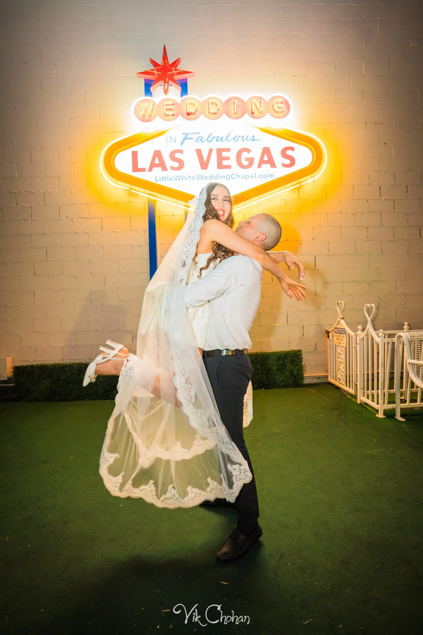 2026-10-20-Michael-and-Gauhar-Little-White-Wedding-Chapel-oct-20th-2026-Vik-Chohan-Photography-Social-Media-151.jpg