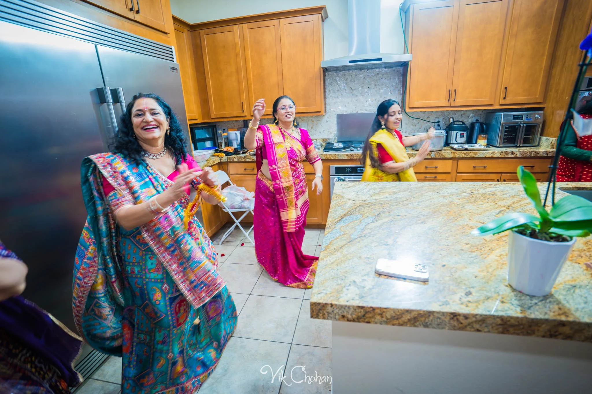 2026-10-11-Mata-Ki-Chowki-Puja-at-Pratiks-and-Ami-Home-Vik-Chohan-Photography-Social-Media-031.jpg