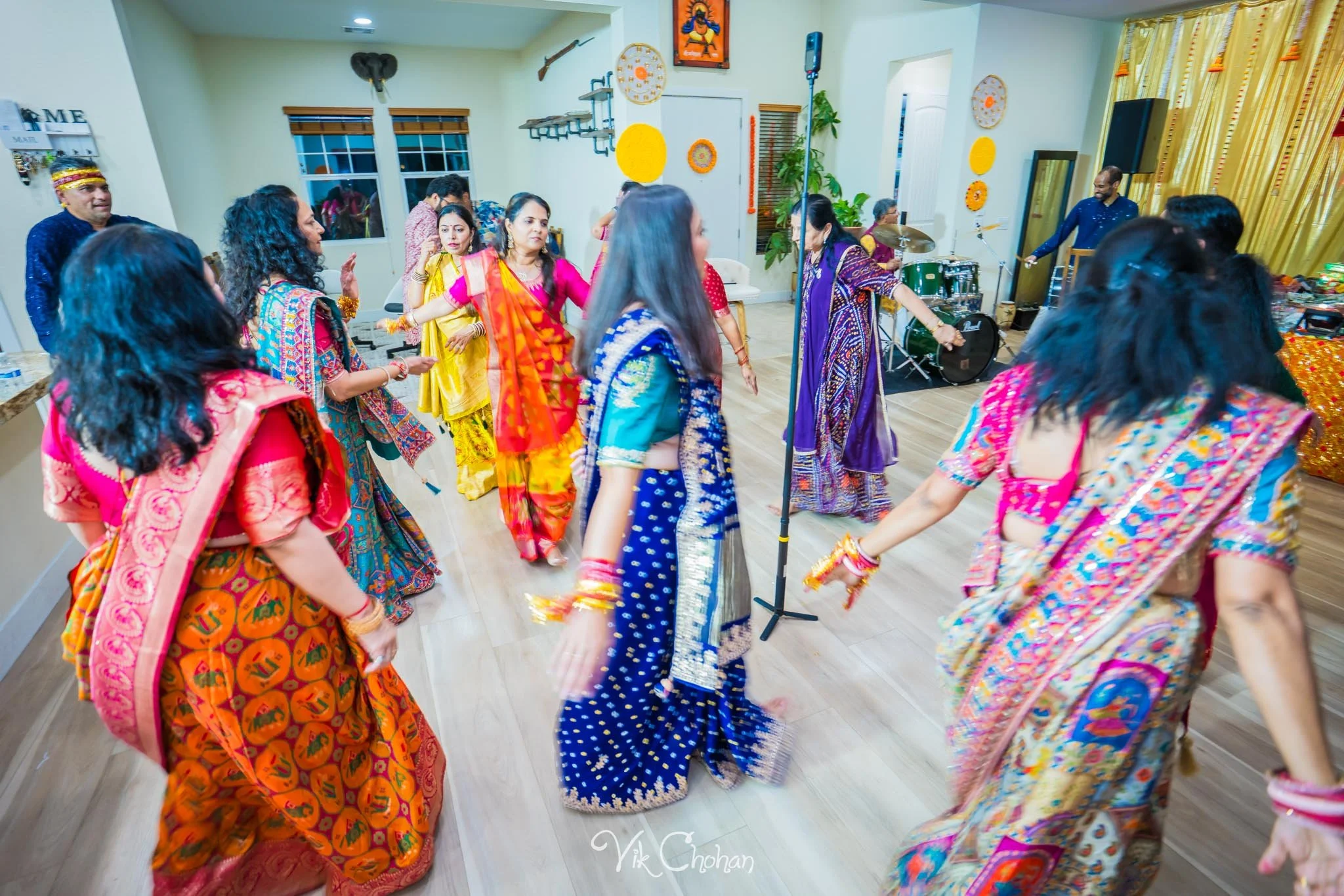 2026-10-11-Mata-Ki-Chowki-Puja-at-Pratiks-and-Ami-Home-Vik-Chohan-Photography-Social-Media-084.jpg