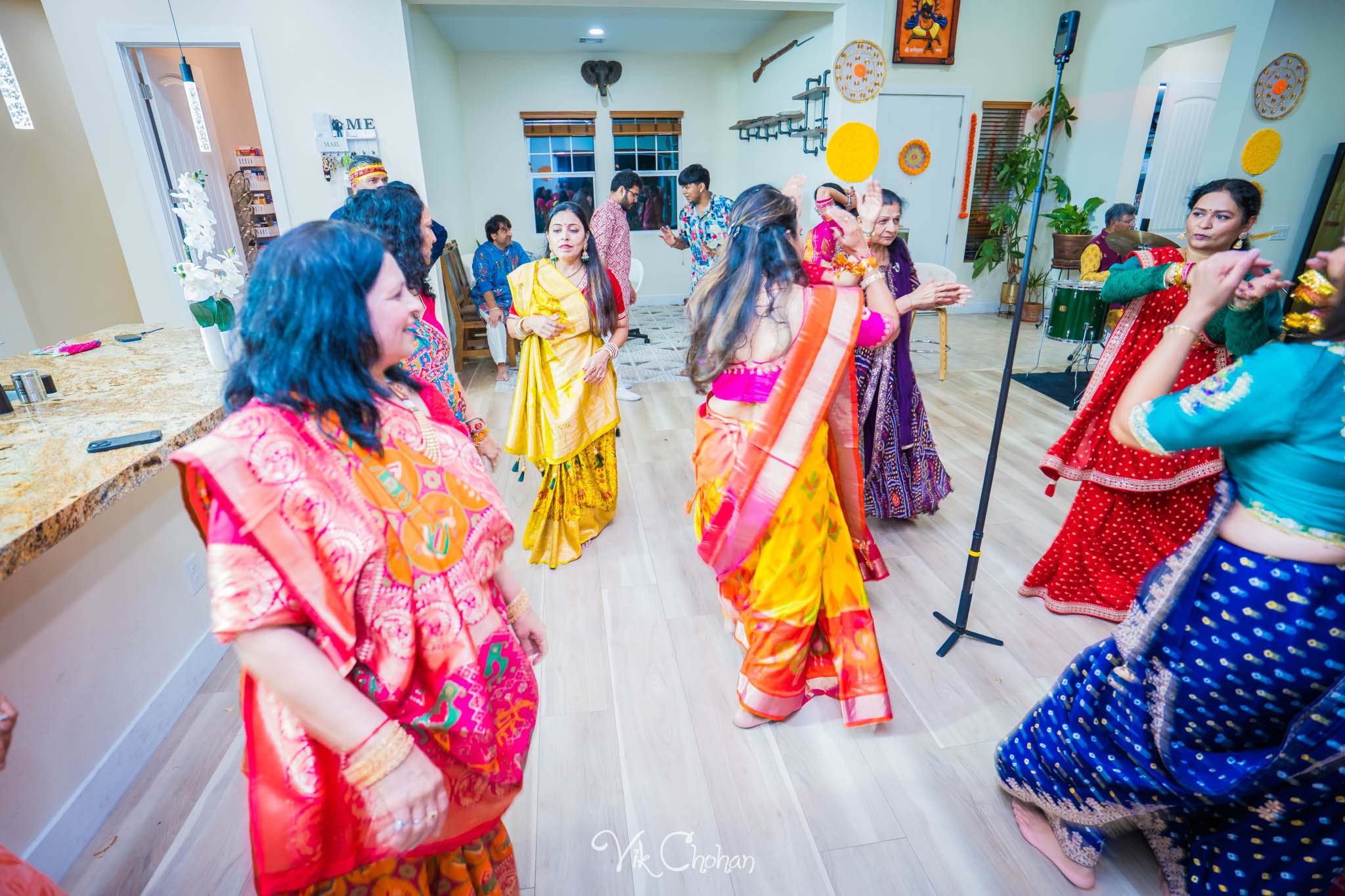 2026-10-11-Mata-Ki-Chowki-Puja-at-Pratiks-and-Ami-Home-Vik-Chohan-Photography-Social-Media-085.jpg