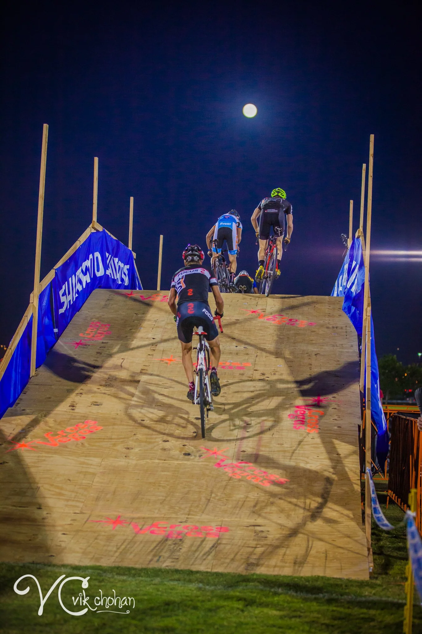 Elite_Bike_Race-Vik-Chohan-007.jpg