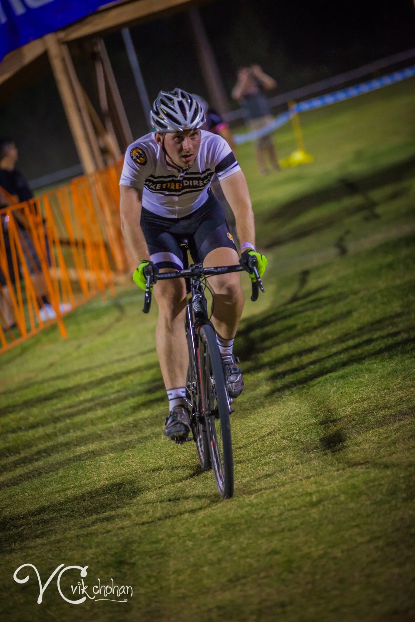 Elite_Bike_Race-Vik-Chohan-033.jpg
