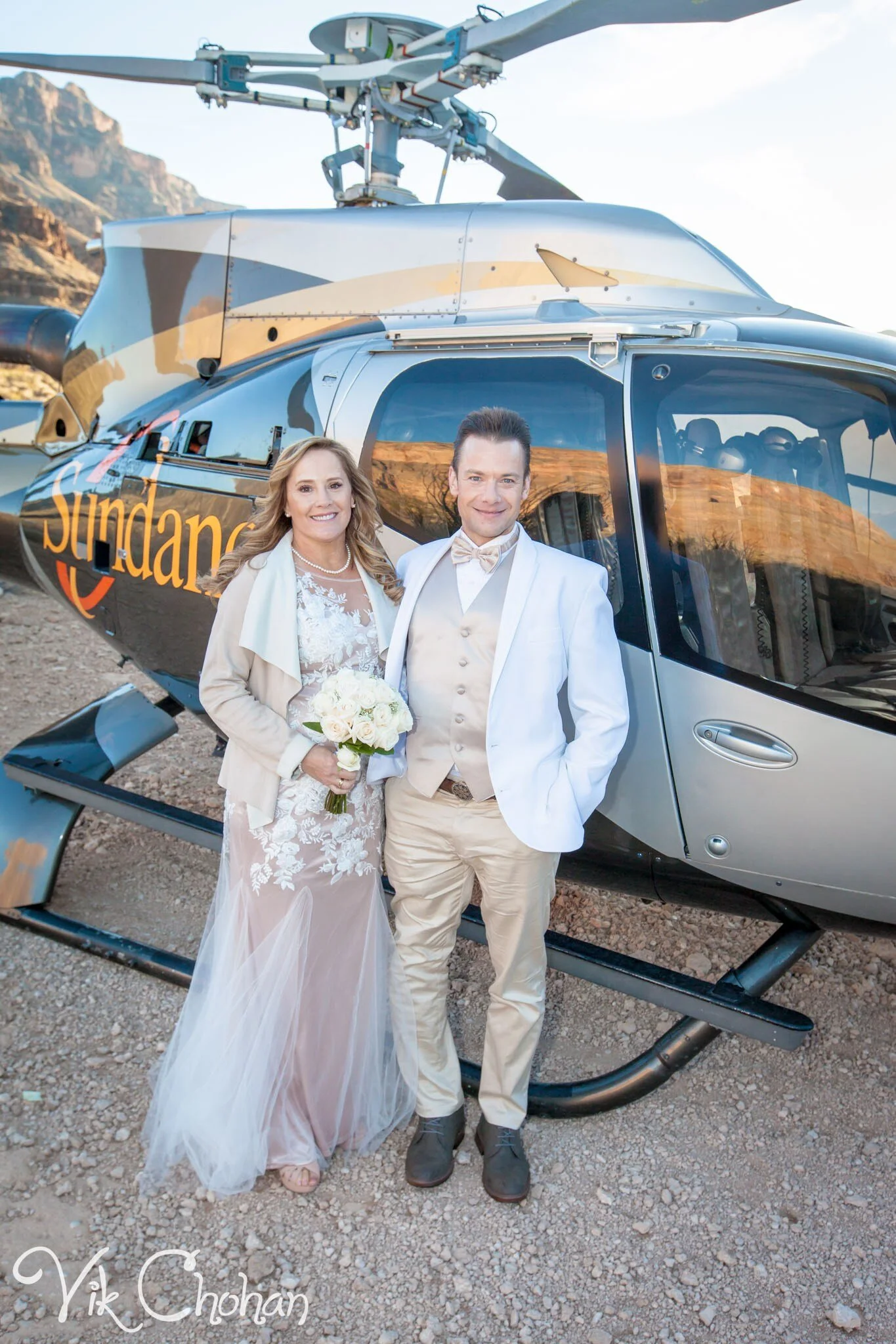 Shawna-Brian-Grand-Canyon-Wedding-Photography-Vik-Chohan-Photography-Photo-Booth-050.jpg