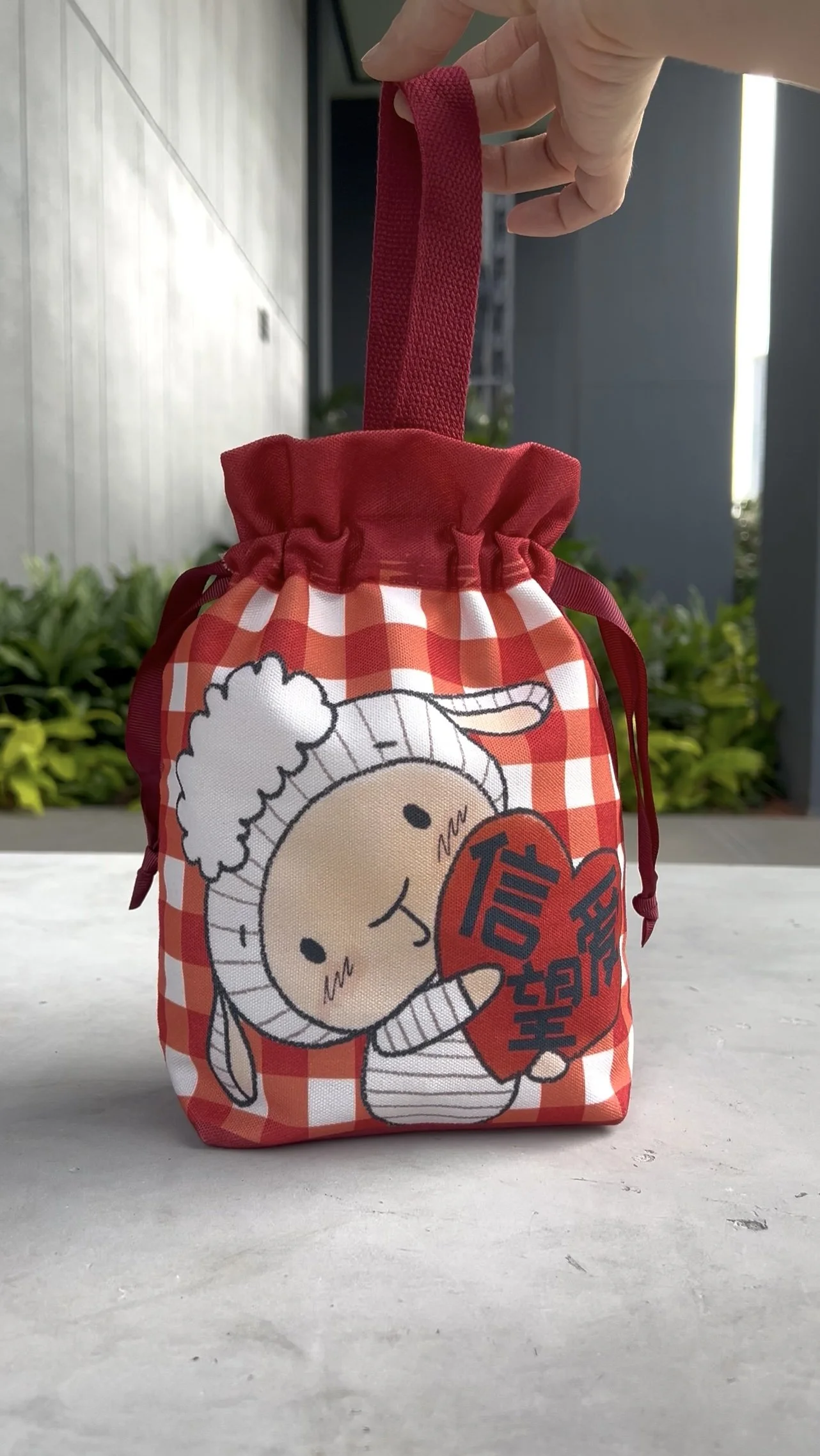 Bebelamb “信 · 望 · 爱” Drawstring Orange Carrier