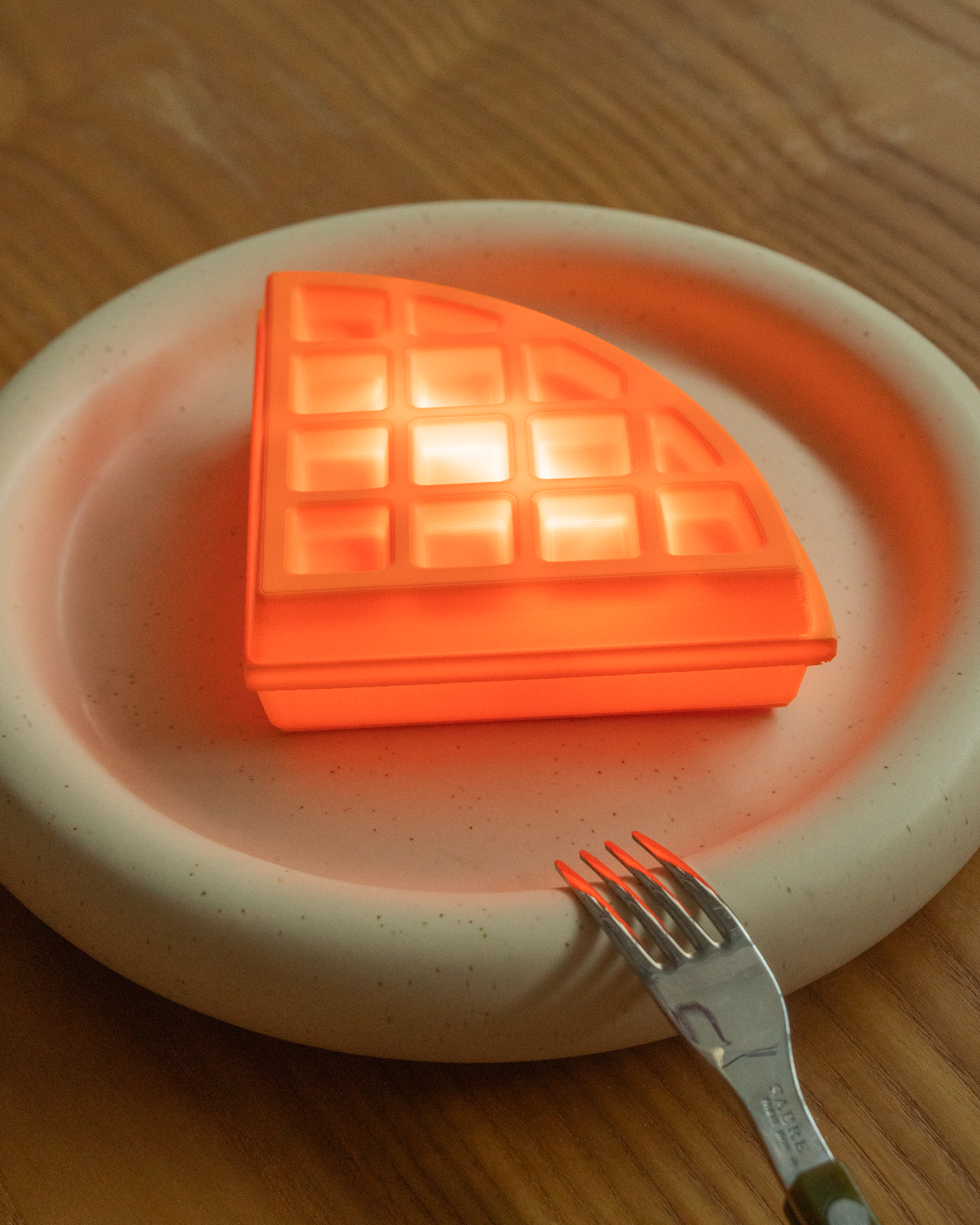 IsshoLabo_Waffle Lamp_01.png