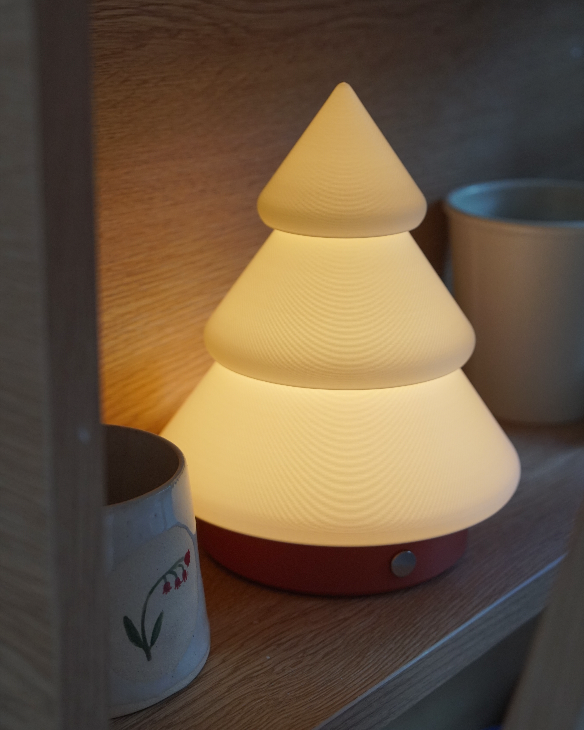 Kiki-Lamp_White-Terracotta_04.png