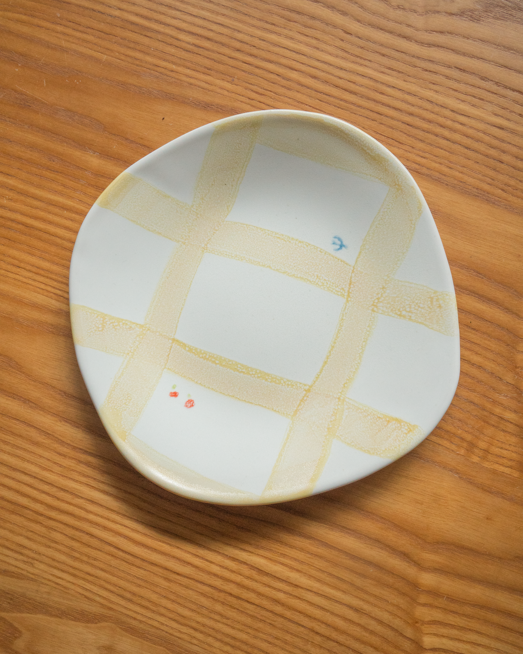 Plaid Plate_Squircle_01.png