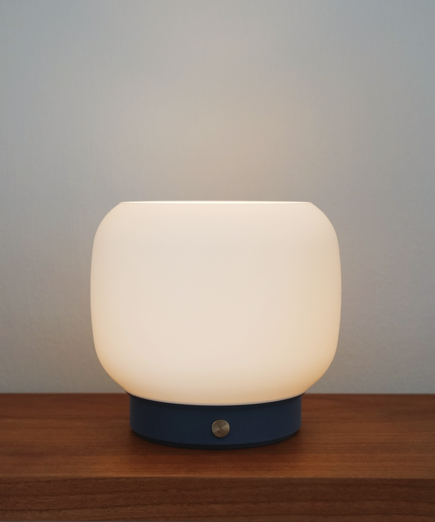 Issho Labo_Yume Lamp_Little_Blue.png
